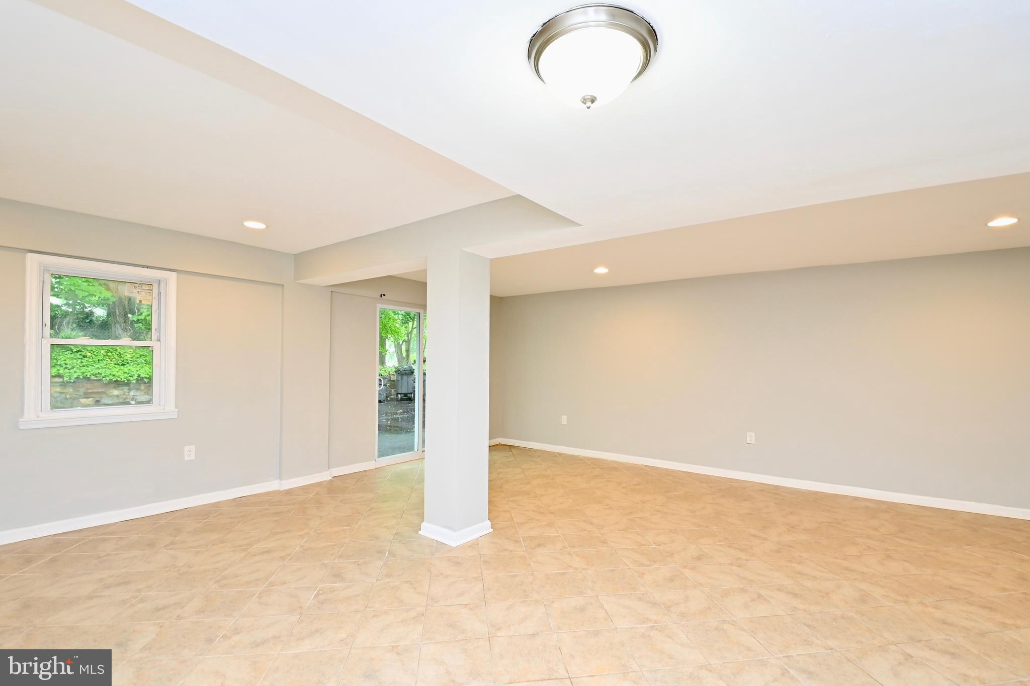 CAREYBROOK - Residential