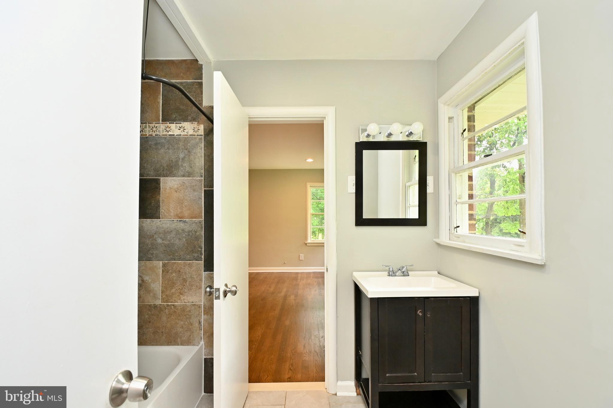 CAREYBROOK - Residential