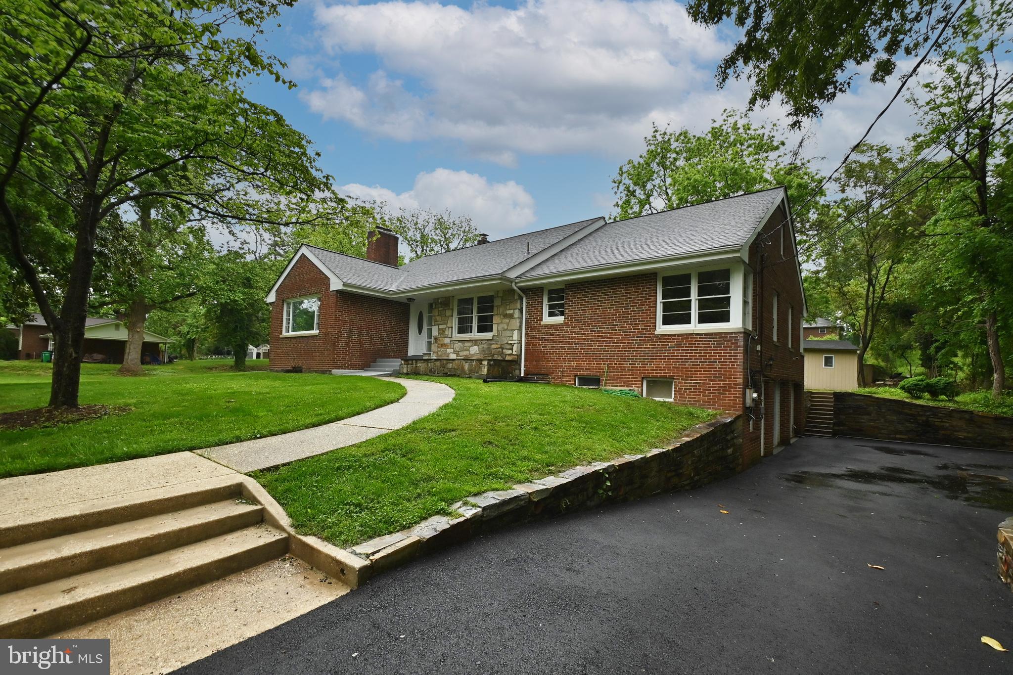 CAREYBROOK - Residential