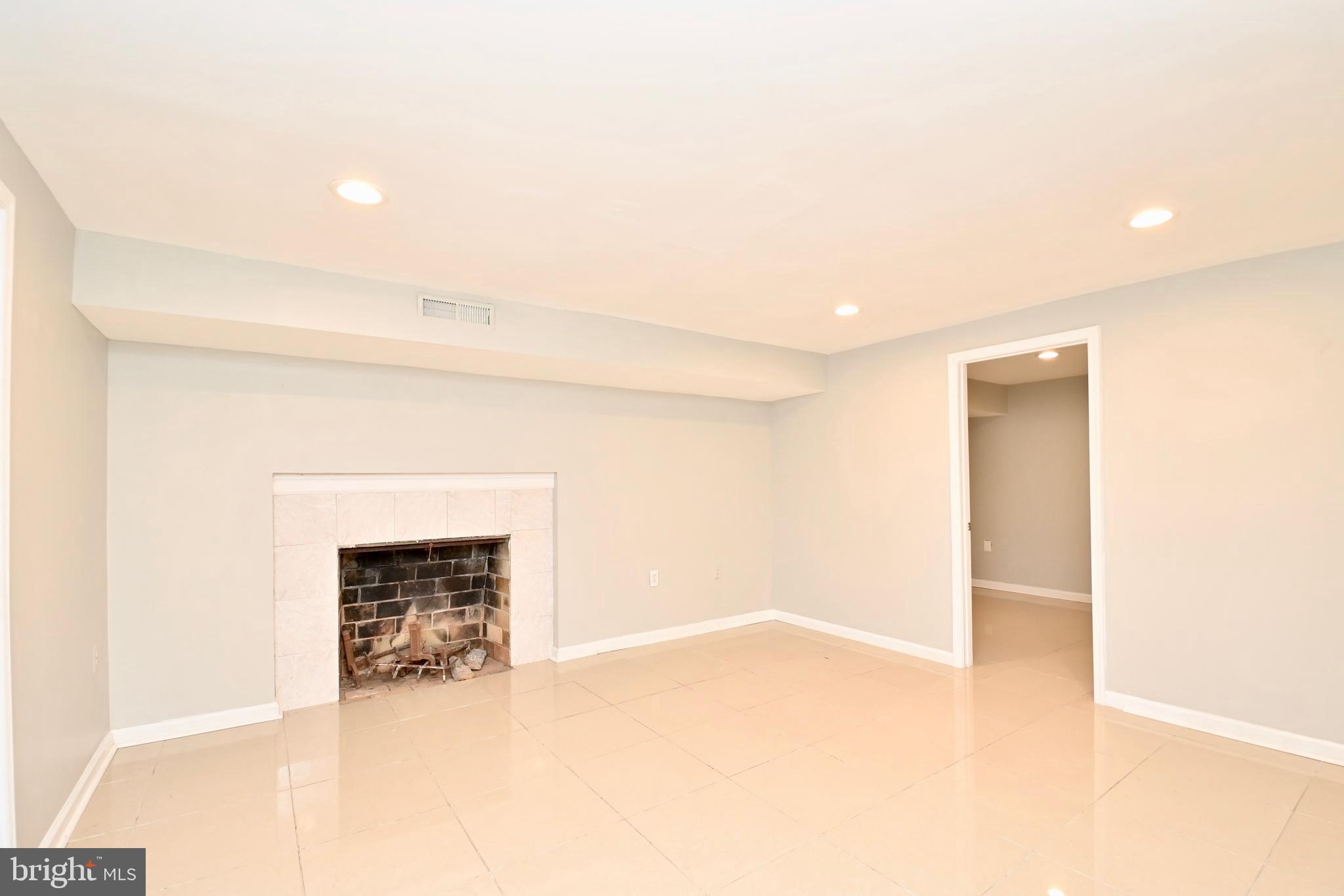 CAREYBROOK - Residential