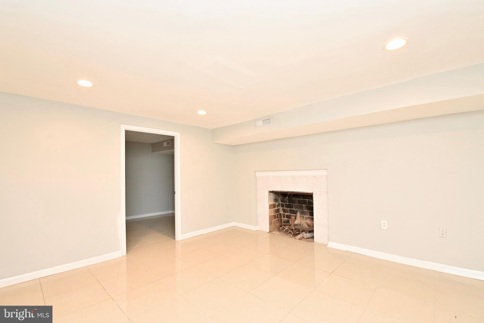 CAREYBROOK - Residential