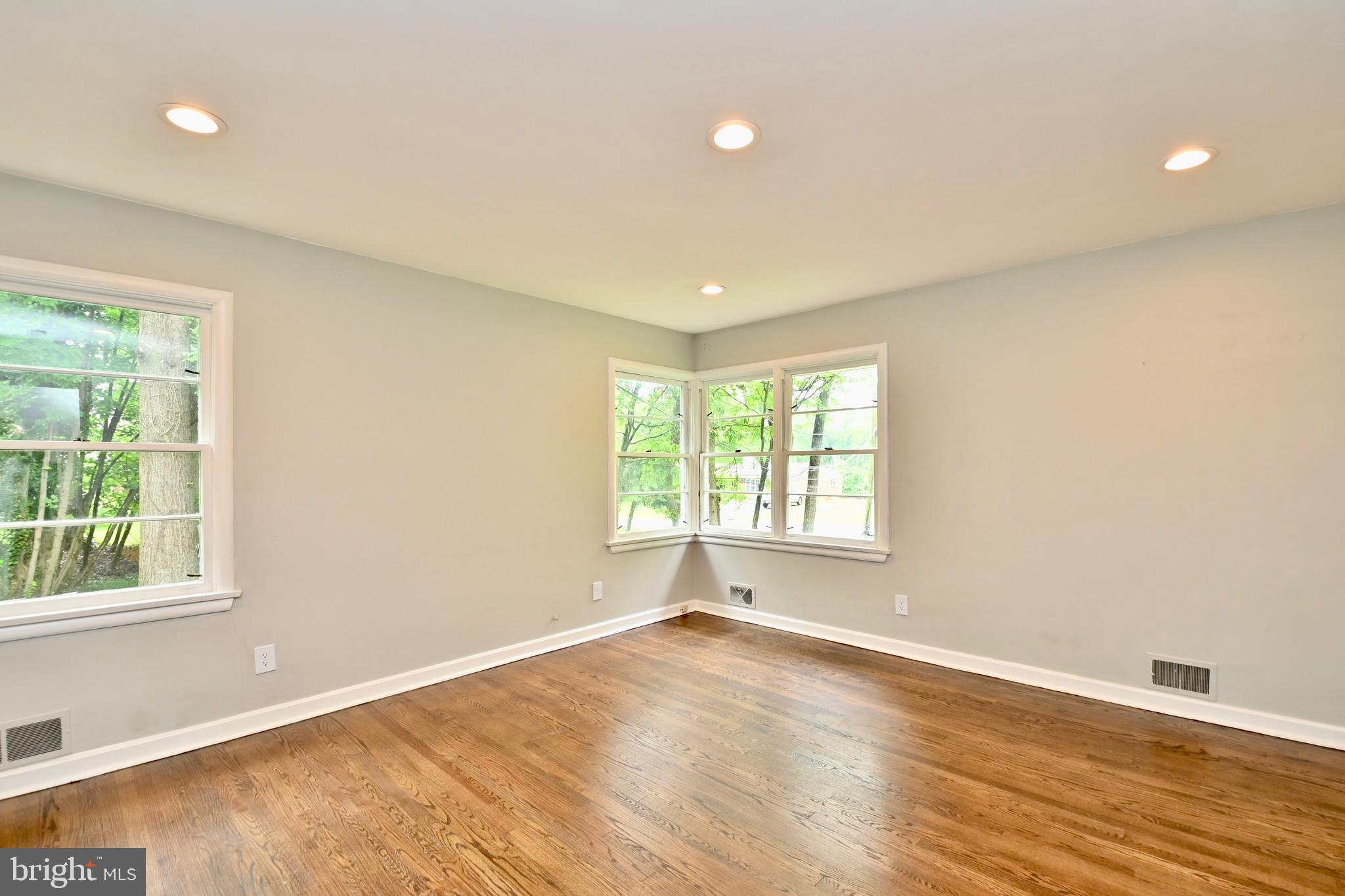 CAREYBROOK - Residential