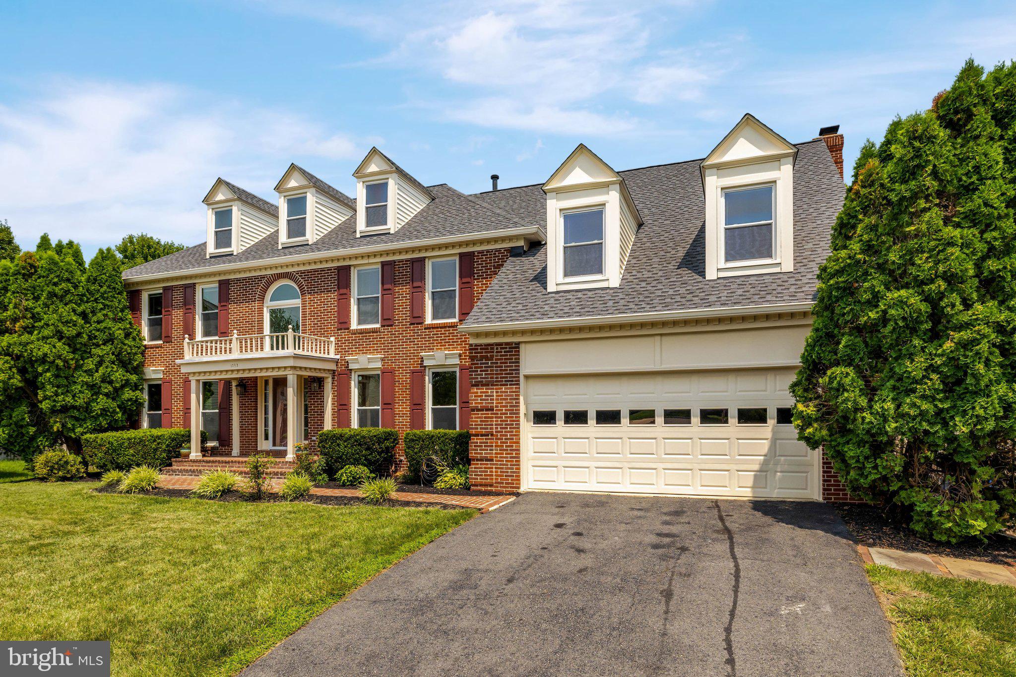 1502 SNOWFLAKE COURT