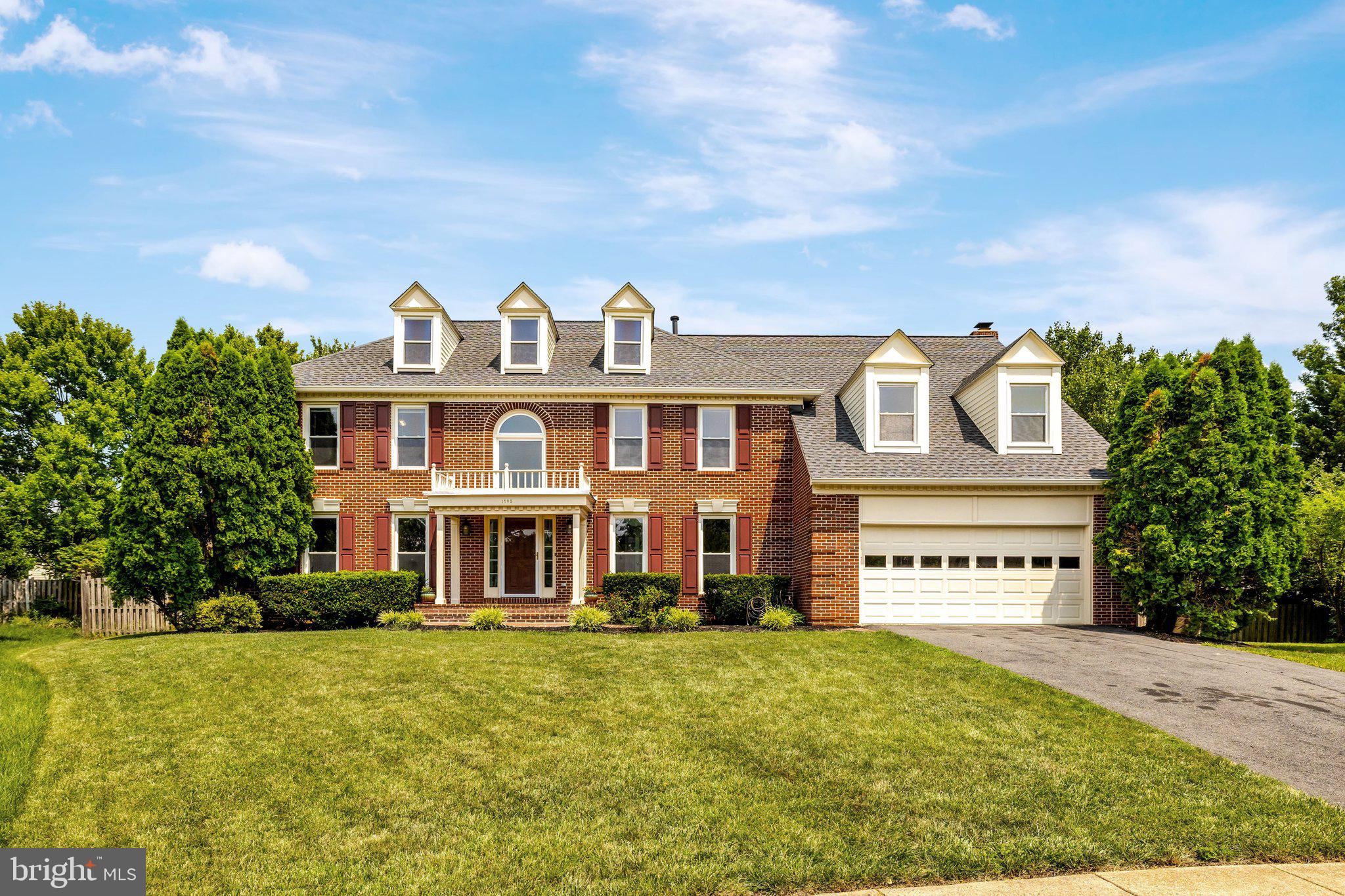 1502 SNOWFLAKE COURT
