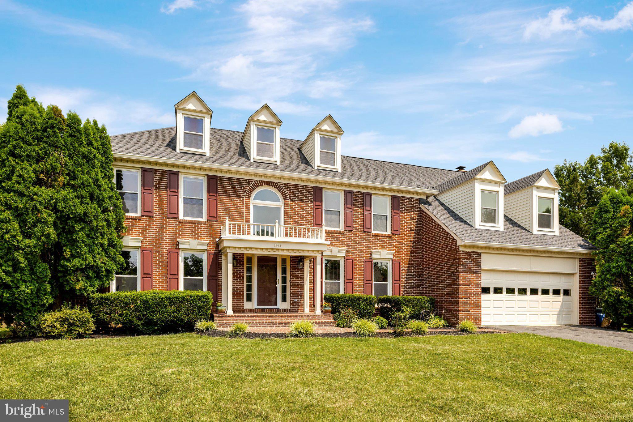 1502 SNOWFLAKE COURT