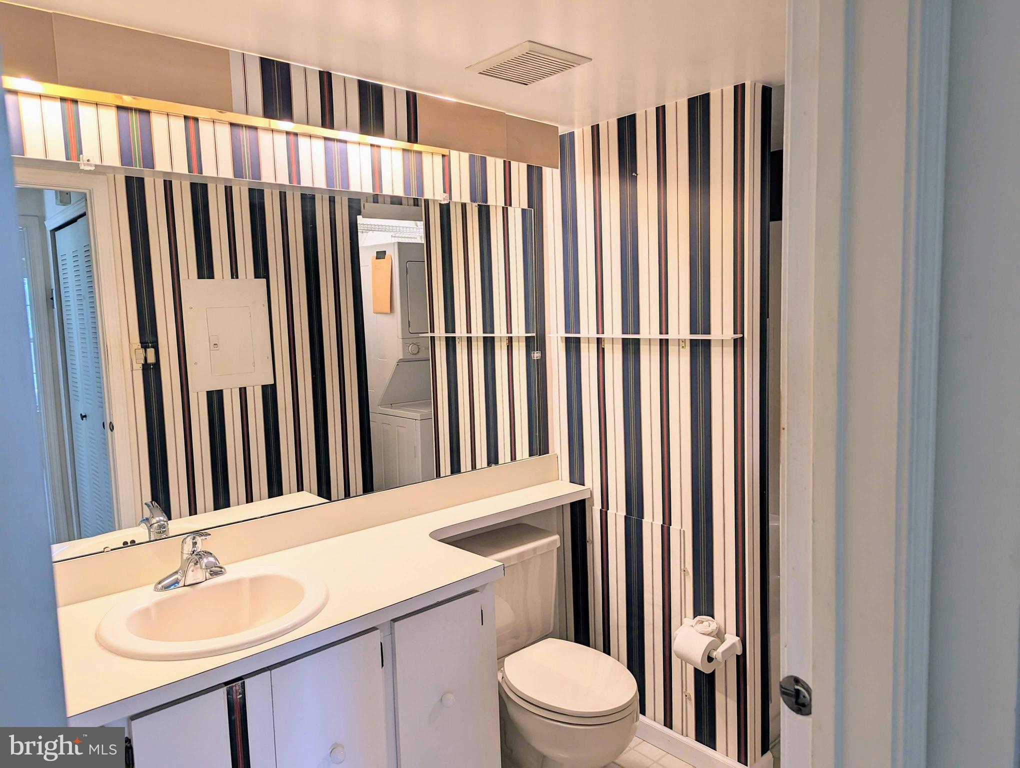 SOCIETY PL - Residential