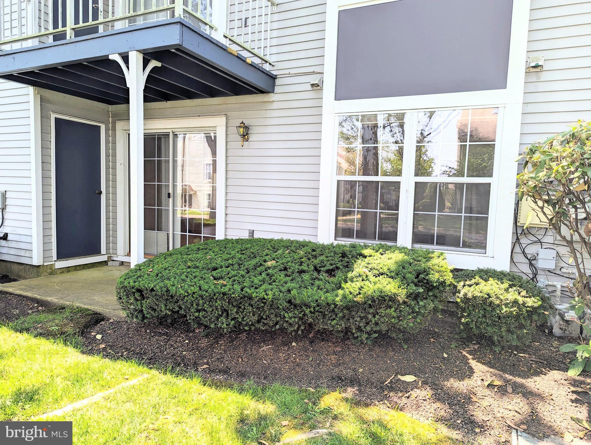 SOCIETY PL - Residential