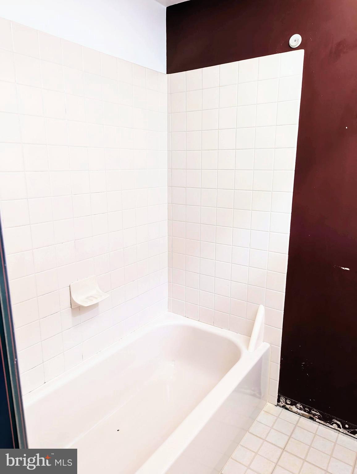 SOCIETY PL - Residential