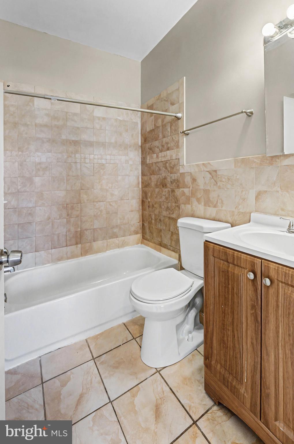 REMINGTON HISTORIC DISTRICT - Residential Lease