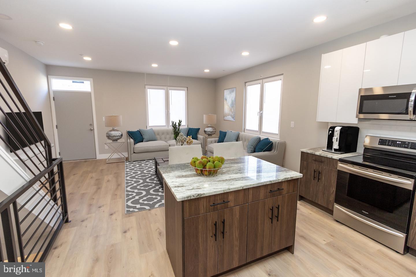 WEST KENSINGTON - Residential