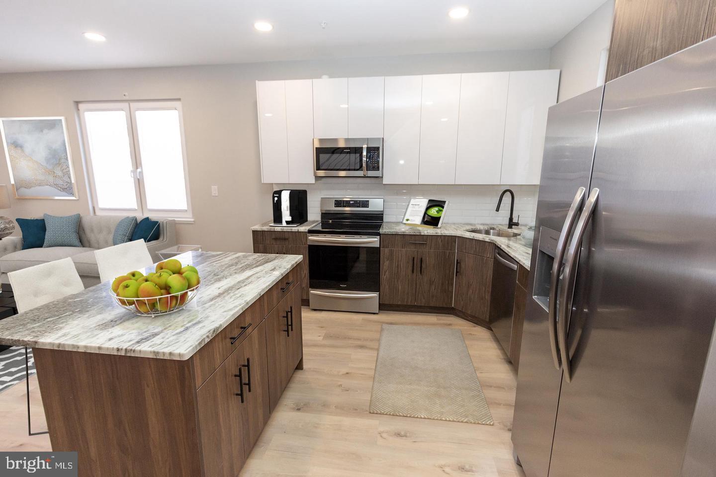 WEST KENSINGTON - Residential