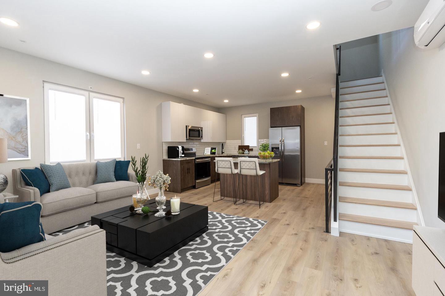 WEST KENSINGTON - Residential