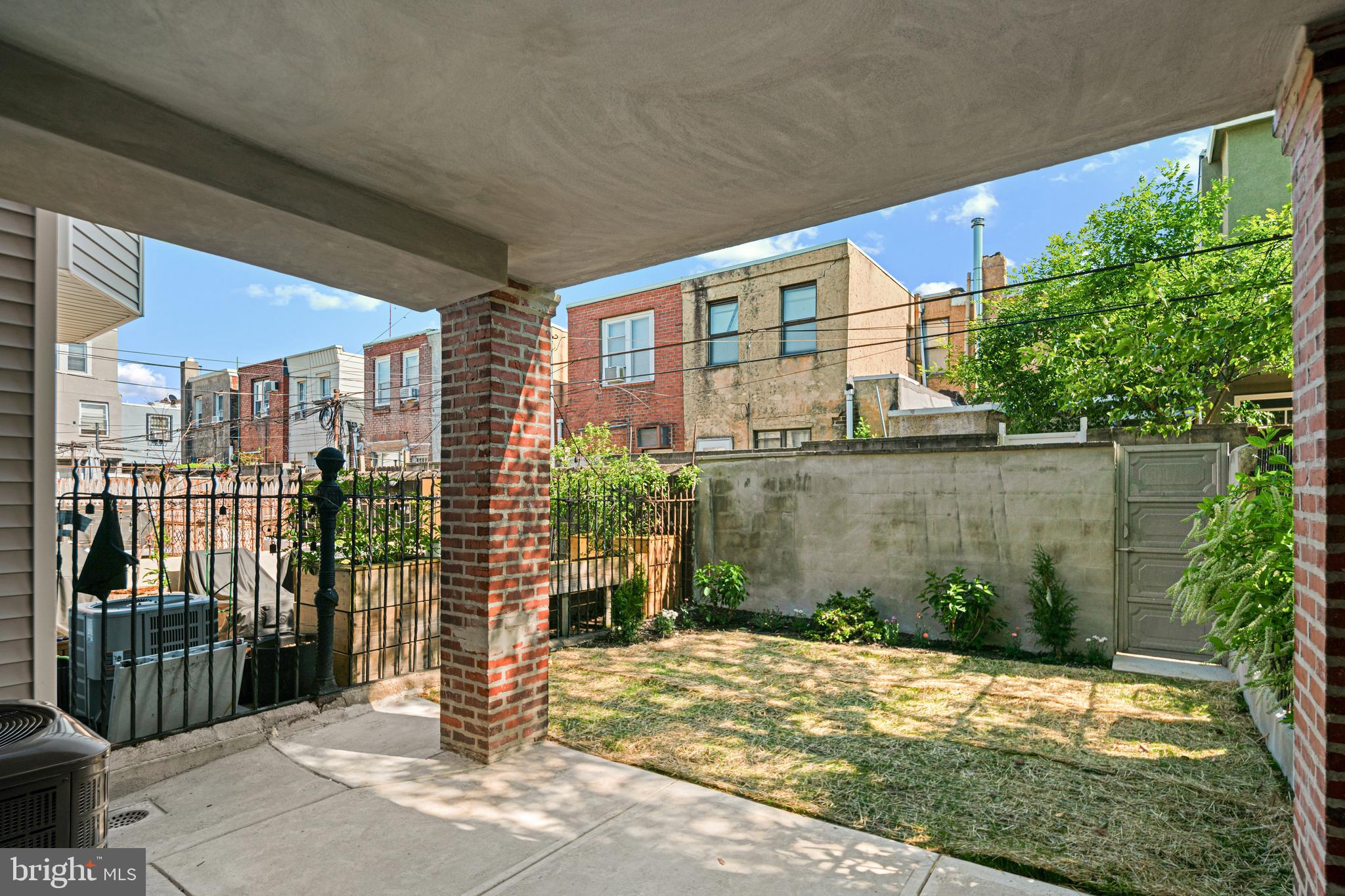 EAST PASSYUNK CROSSING - Residential