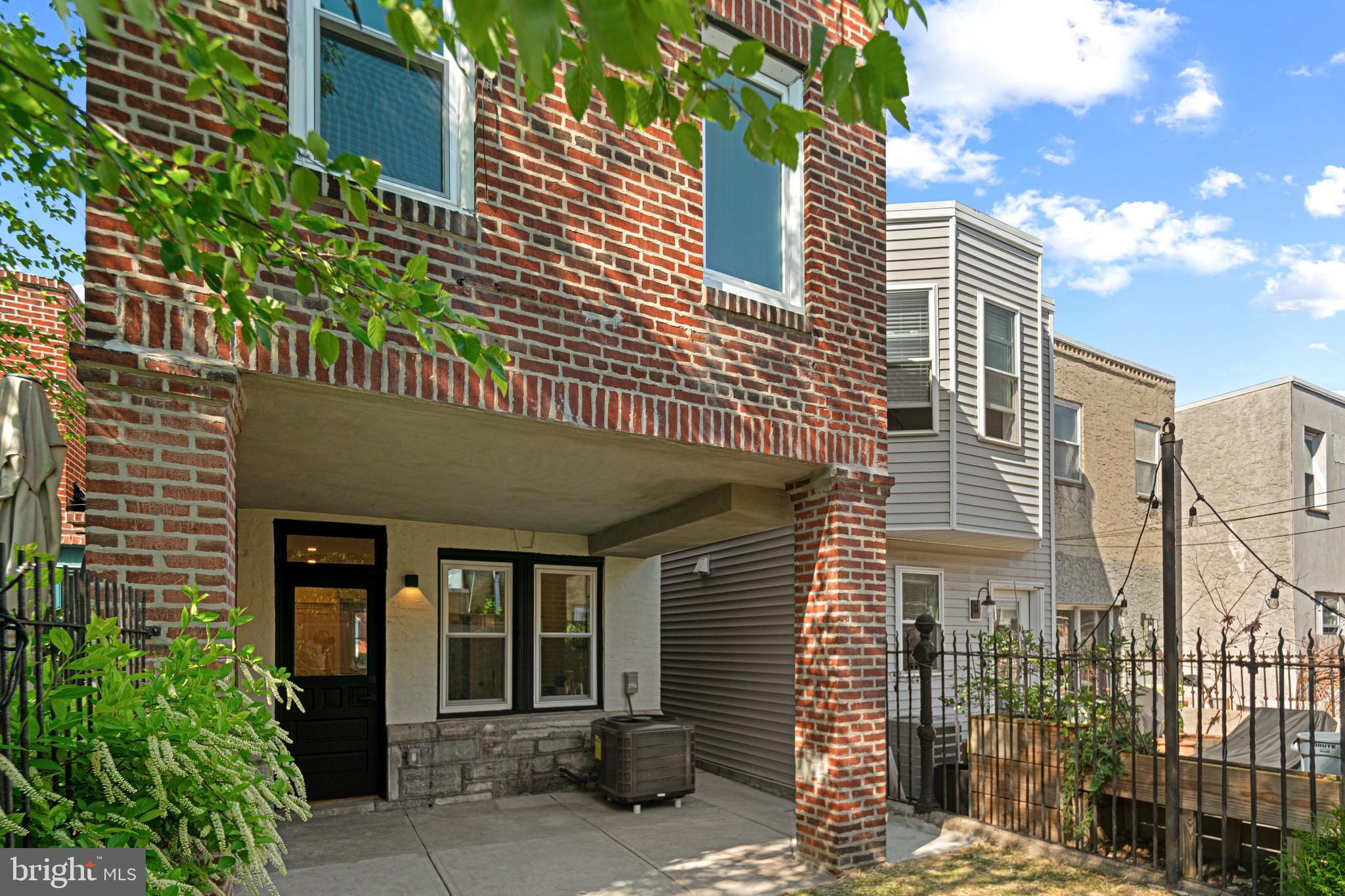 EAST PASSYUNK CROSSING - Residential