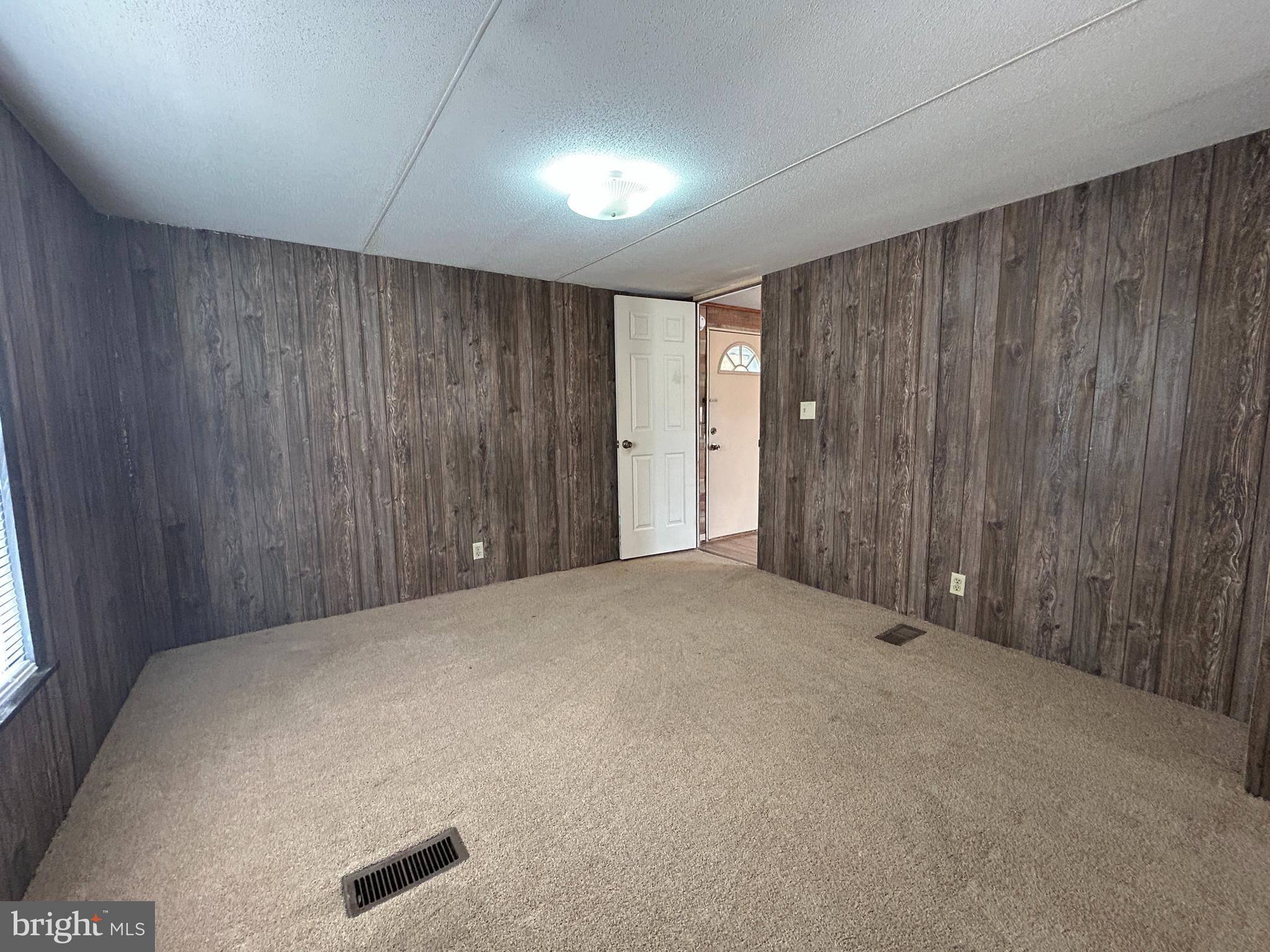 CRESTVIEW MHP - Residential