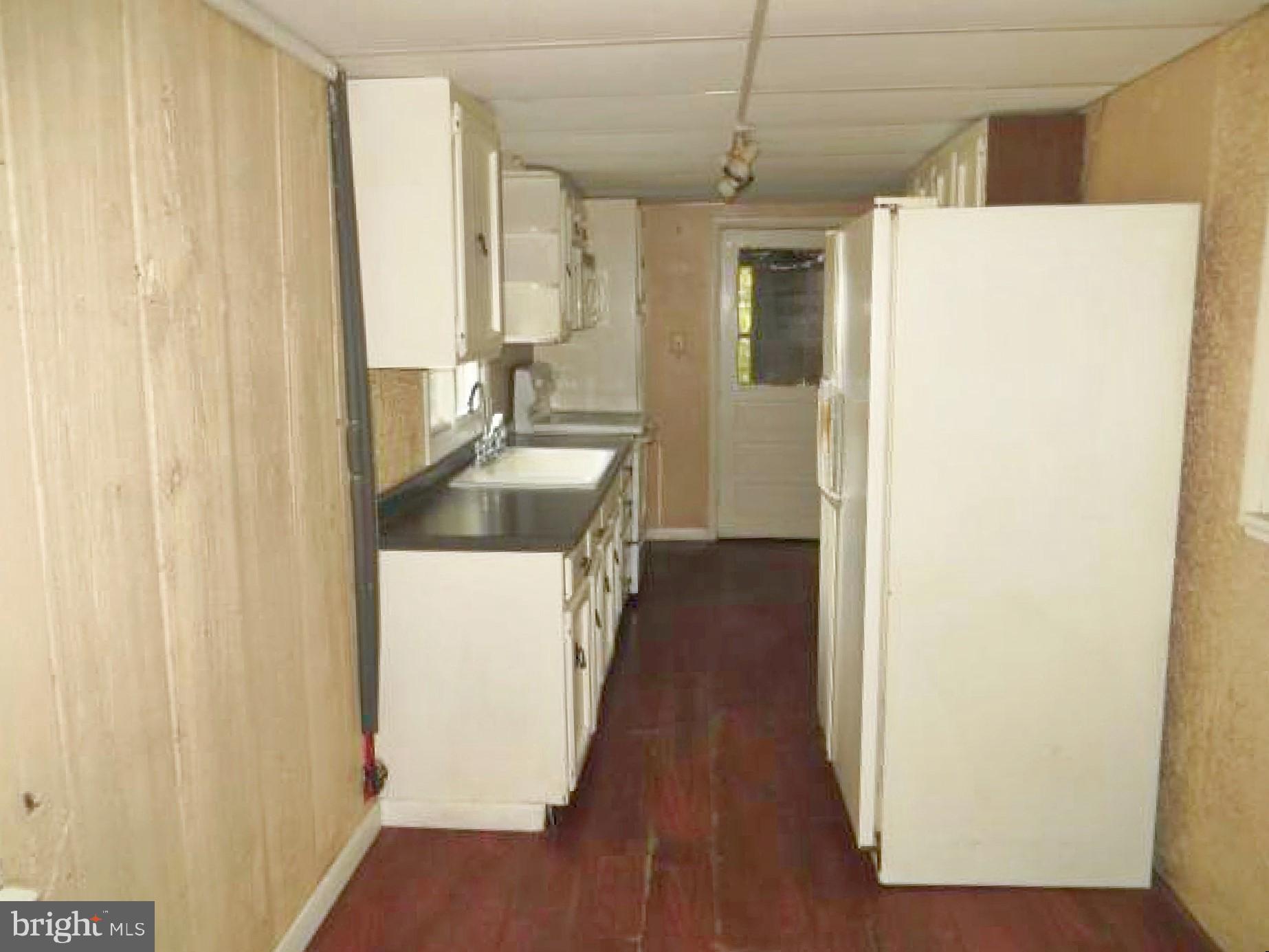 PERRYVILLE - Residential