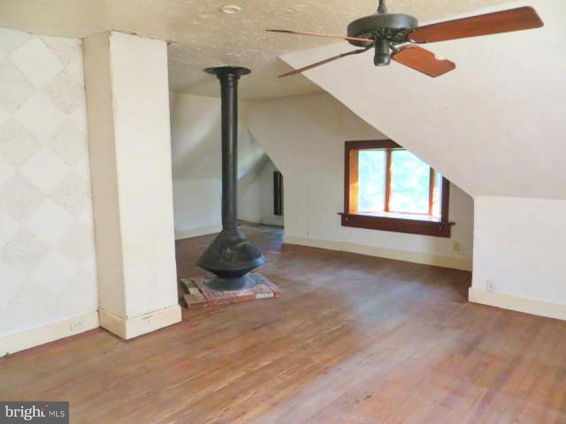 PERRYVILLE - Residential