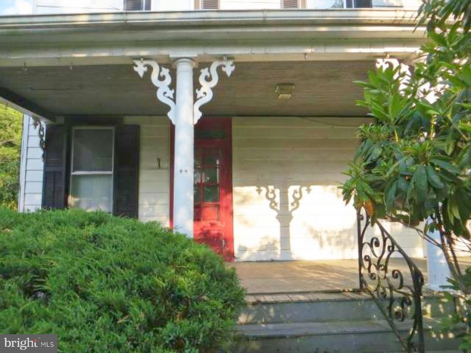 PERRYVILLE - Residential