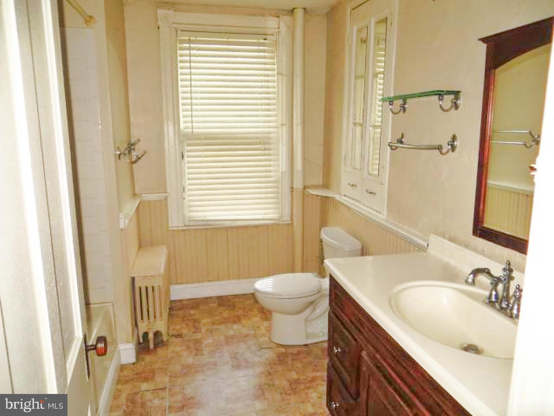 PERRYVILLE - Residential