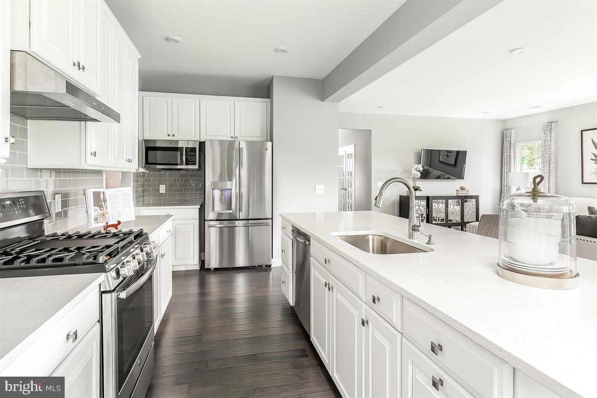 SOLOMONS CHOICE - Residential