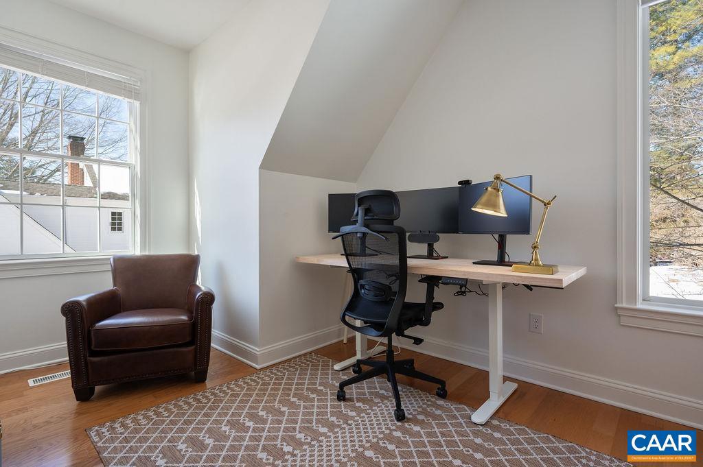 LEWIS HILLS - Residential