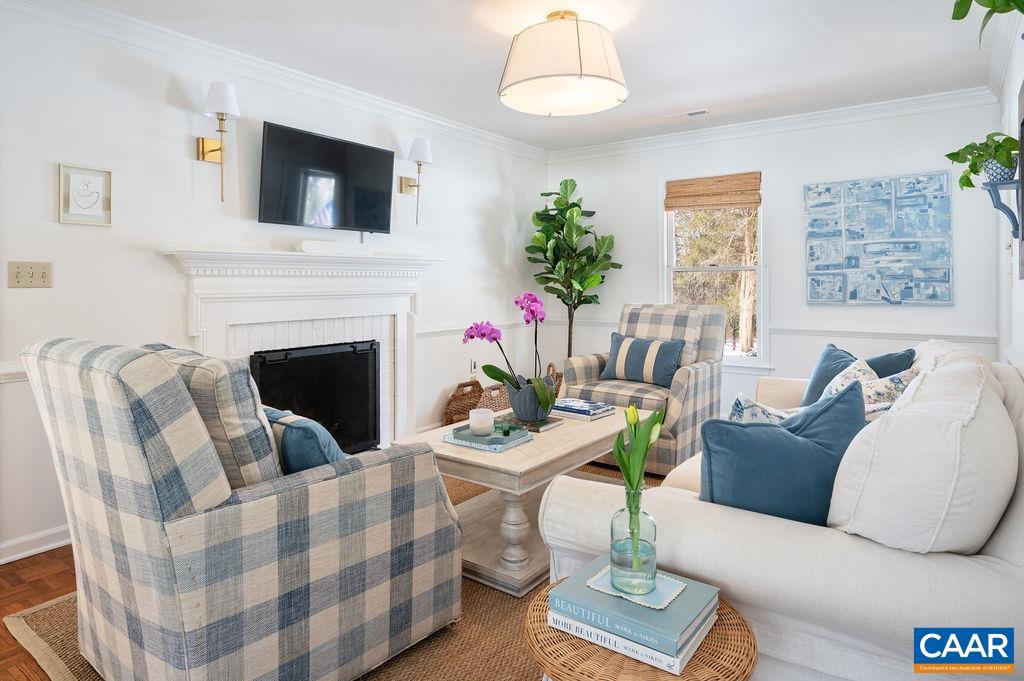 LEWIS HILLS - Residential