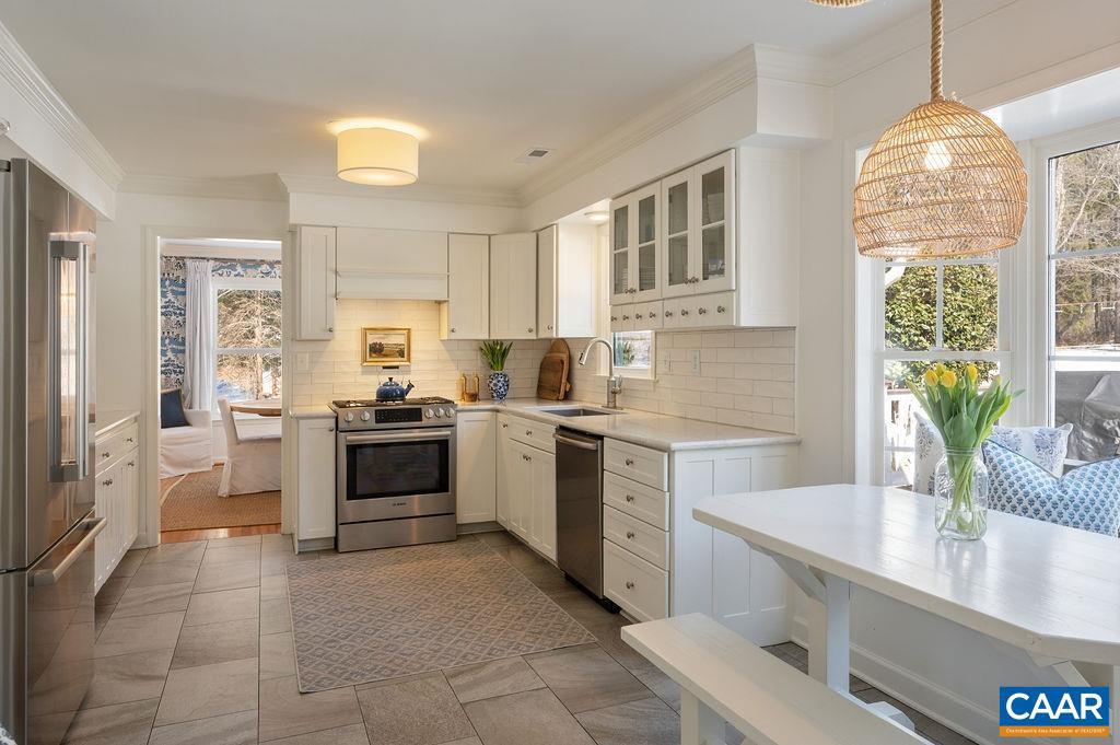 LEWIS HILLS - Residential