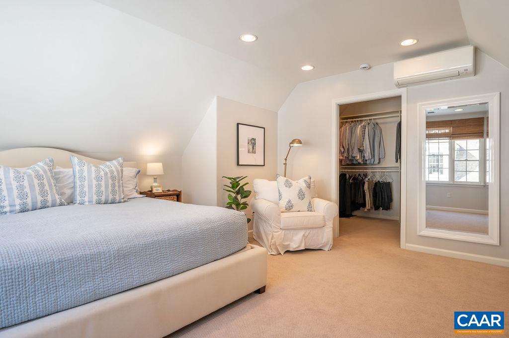 LEWIS HILLS - Residential