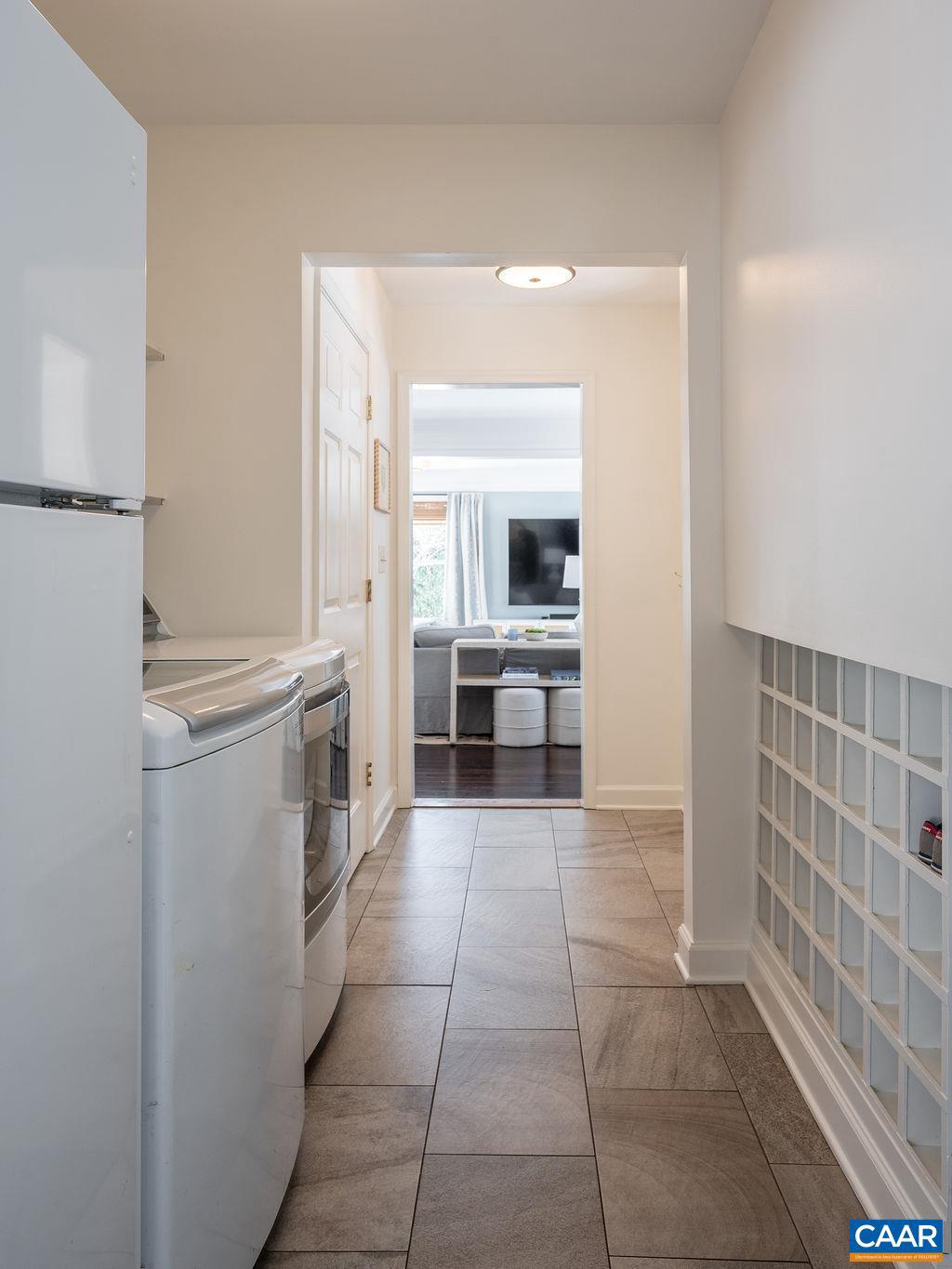 LEWIS HILLS - Residential