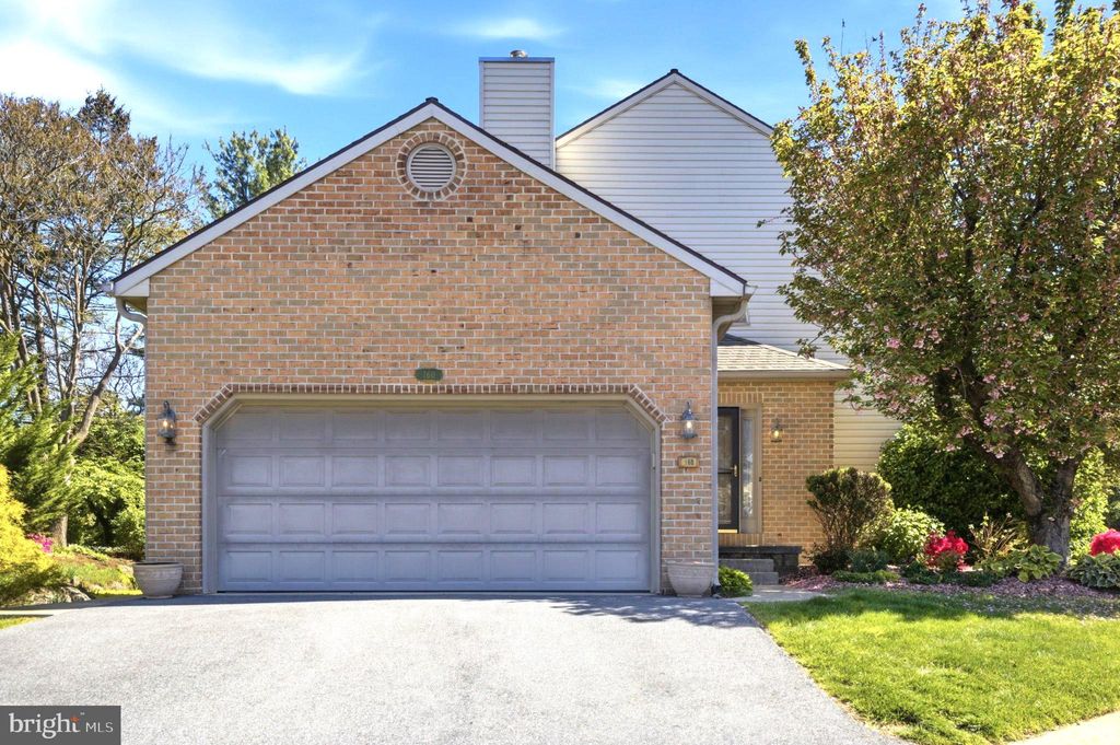 Photo of 160 River Bend Park Park, LANCASTER, PA 17602 (MLS # PALA2087032)