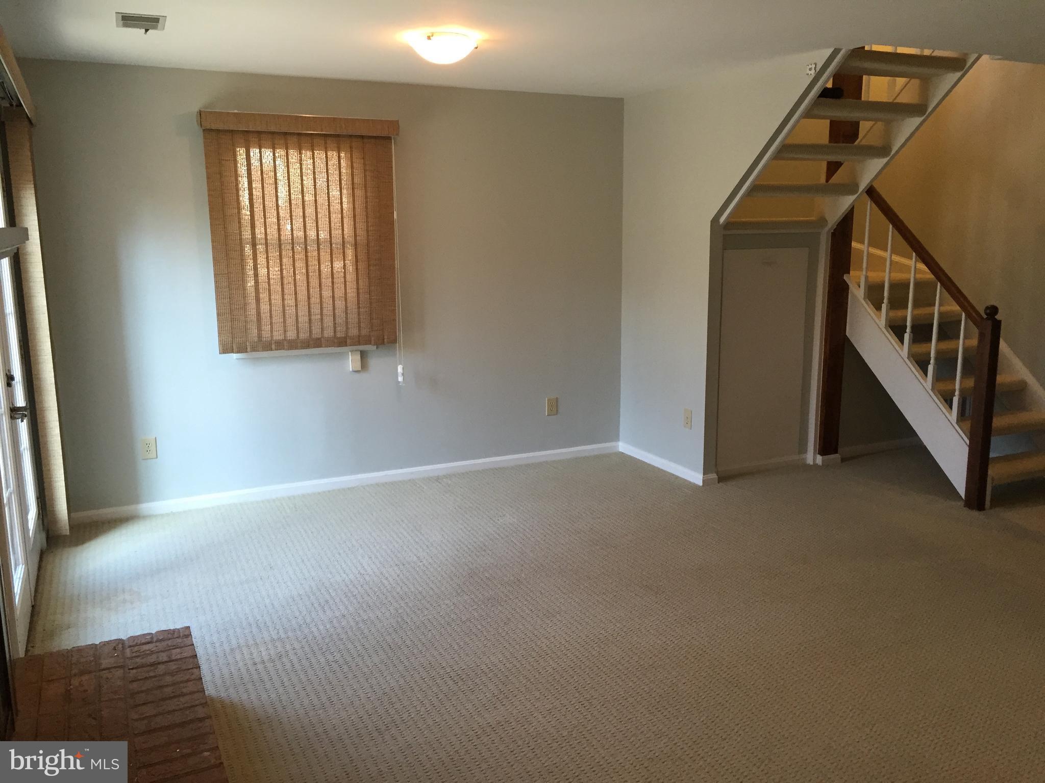 CARLIN RIDGE - Residential