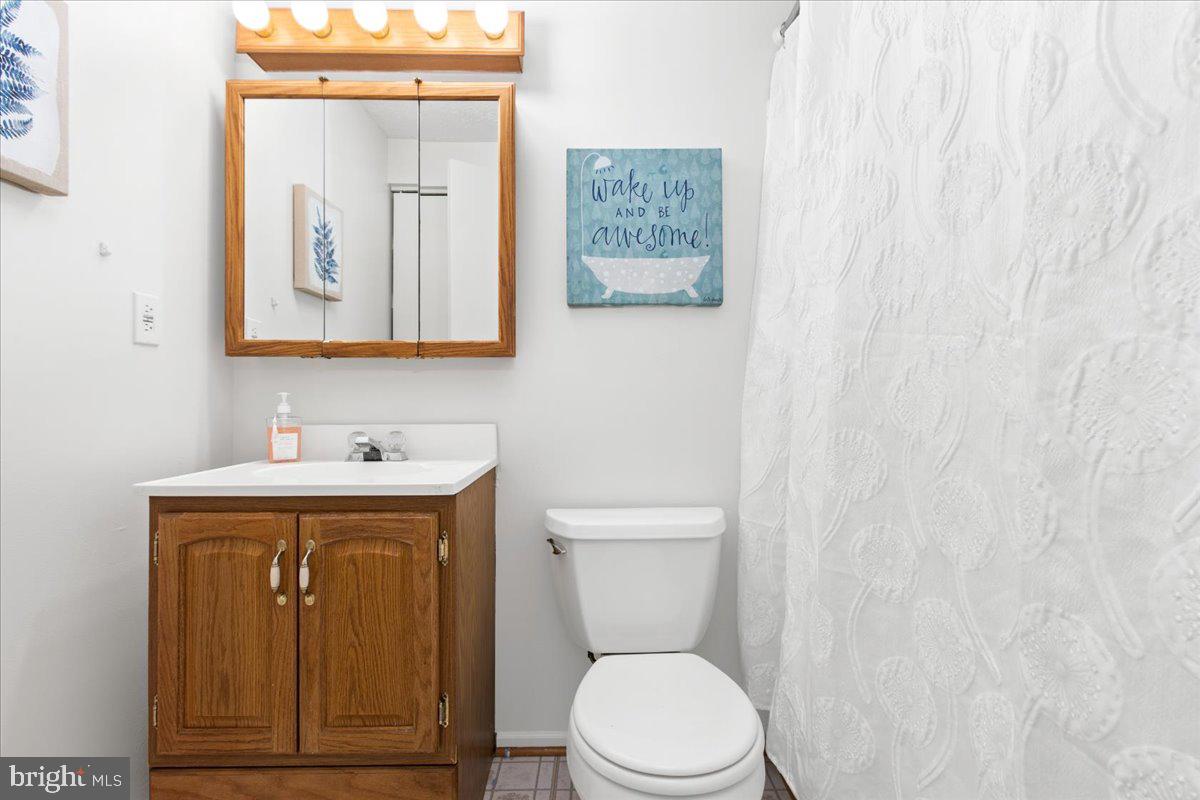 WHISPERING WOODS - Residential