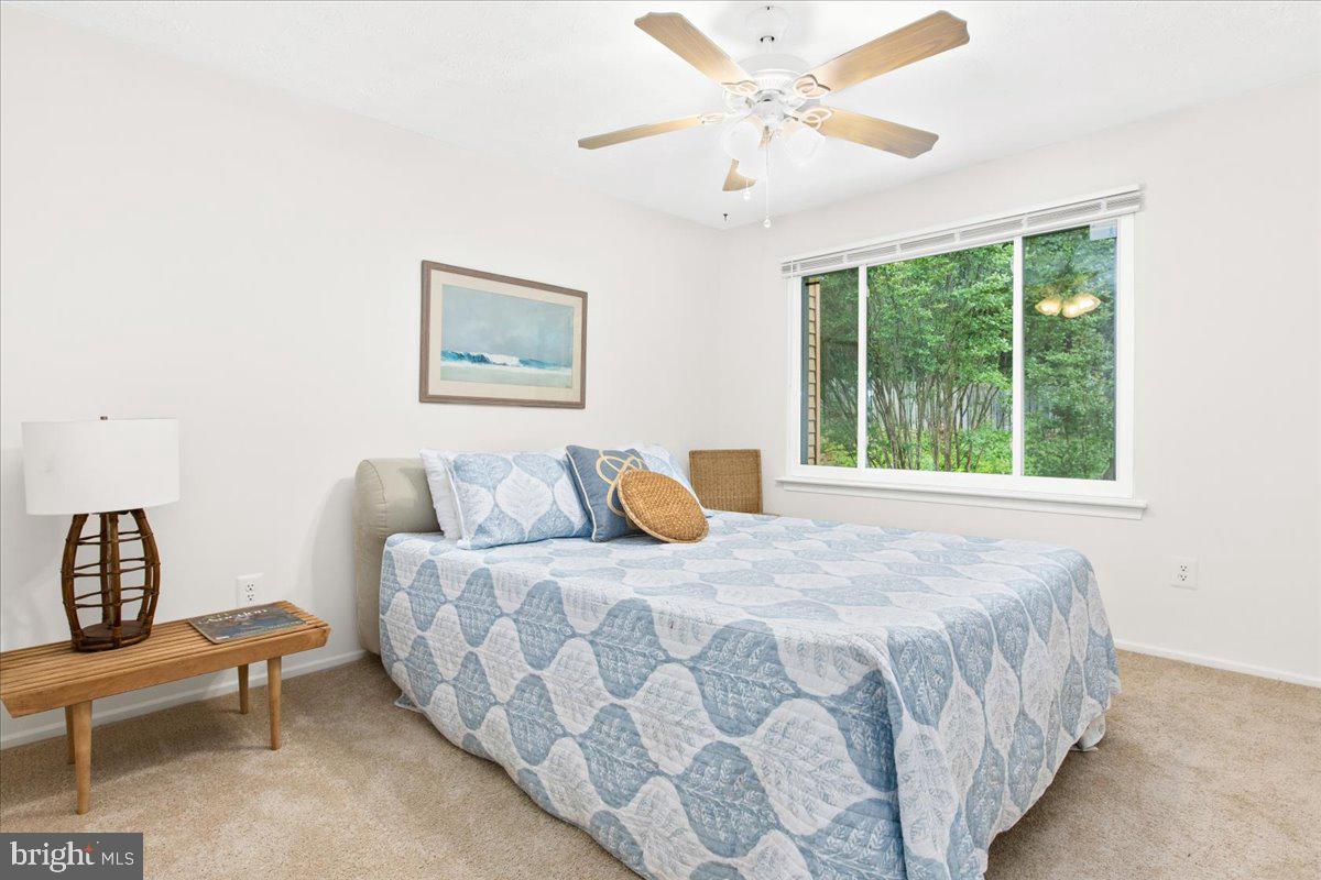 WHISPERING WOODS - Residential