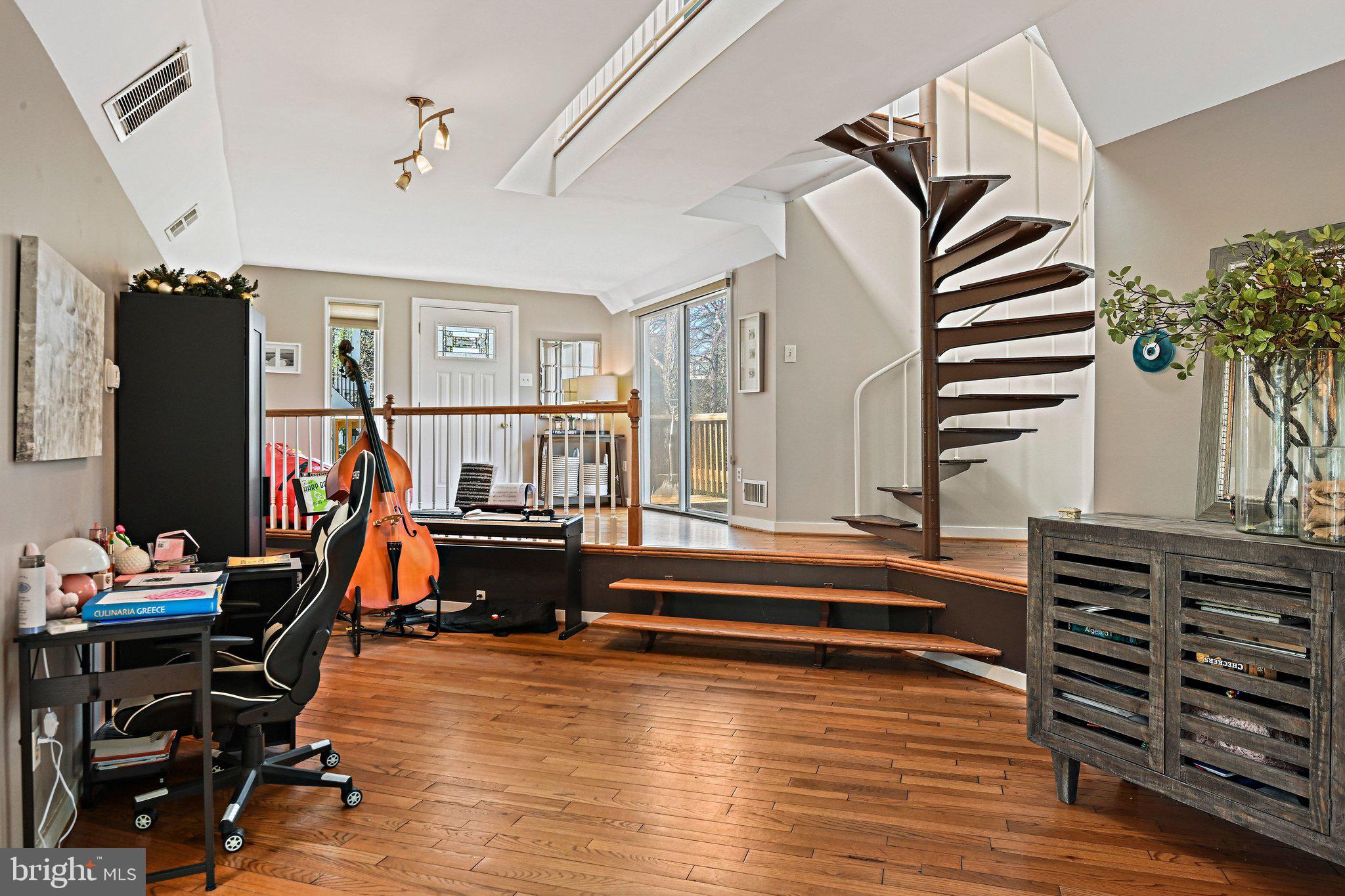 PROVIDENCE FOREST - Residential