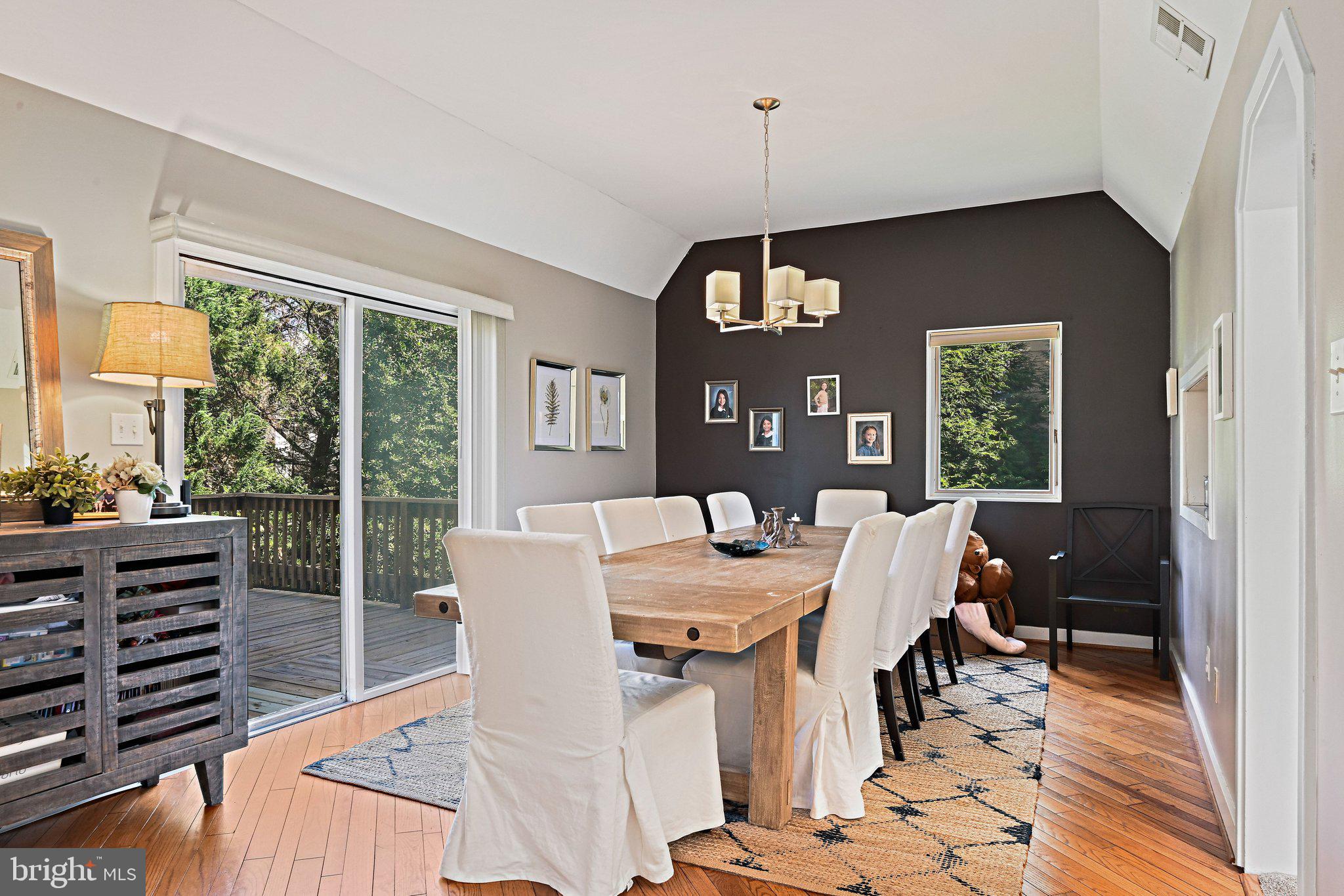 PROVIDENCE FOREST - Residential