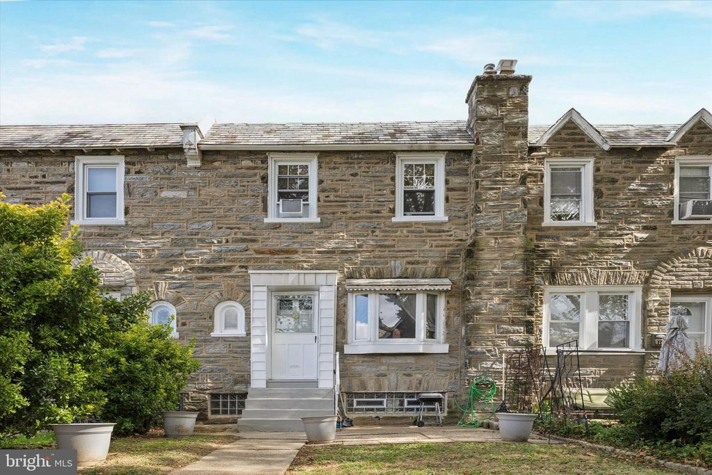 Photo of 6739 Lynford Street, PHILADELPHIA, PA 19149 (MLS # PAPH2538746)