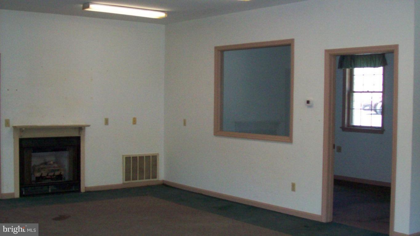 NONE AVAILABLE - Commercial Lease