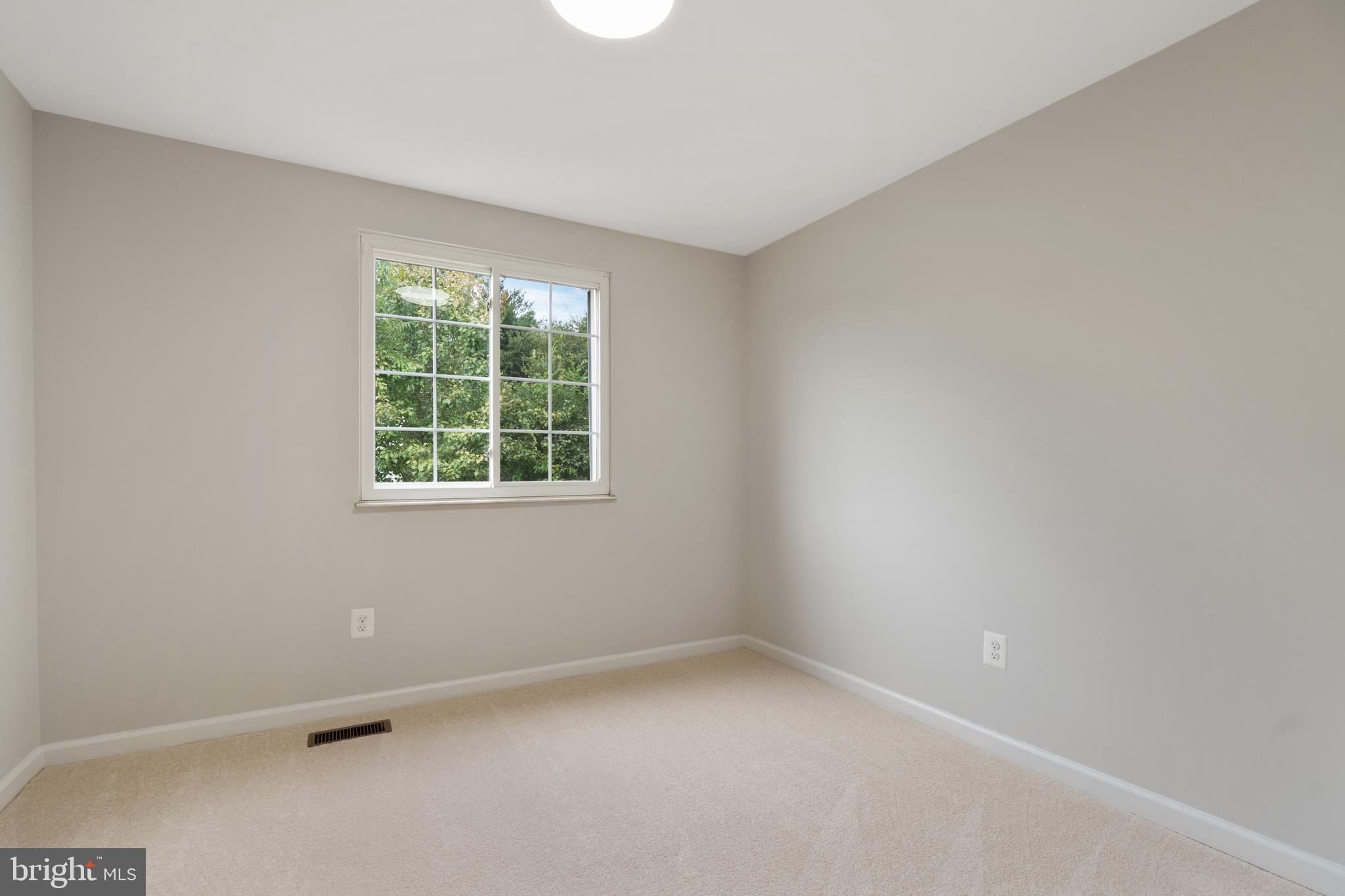 NEWINGTON FOREST - Residential