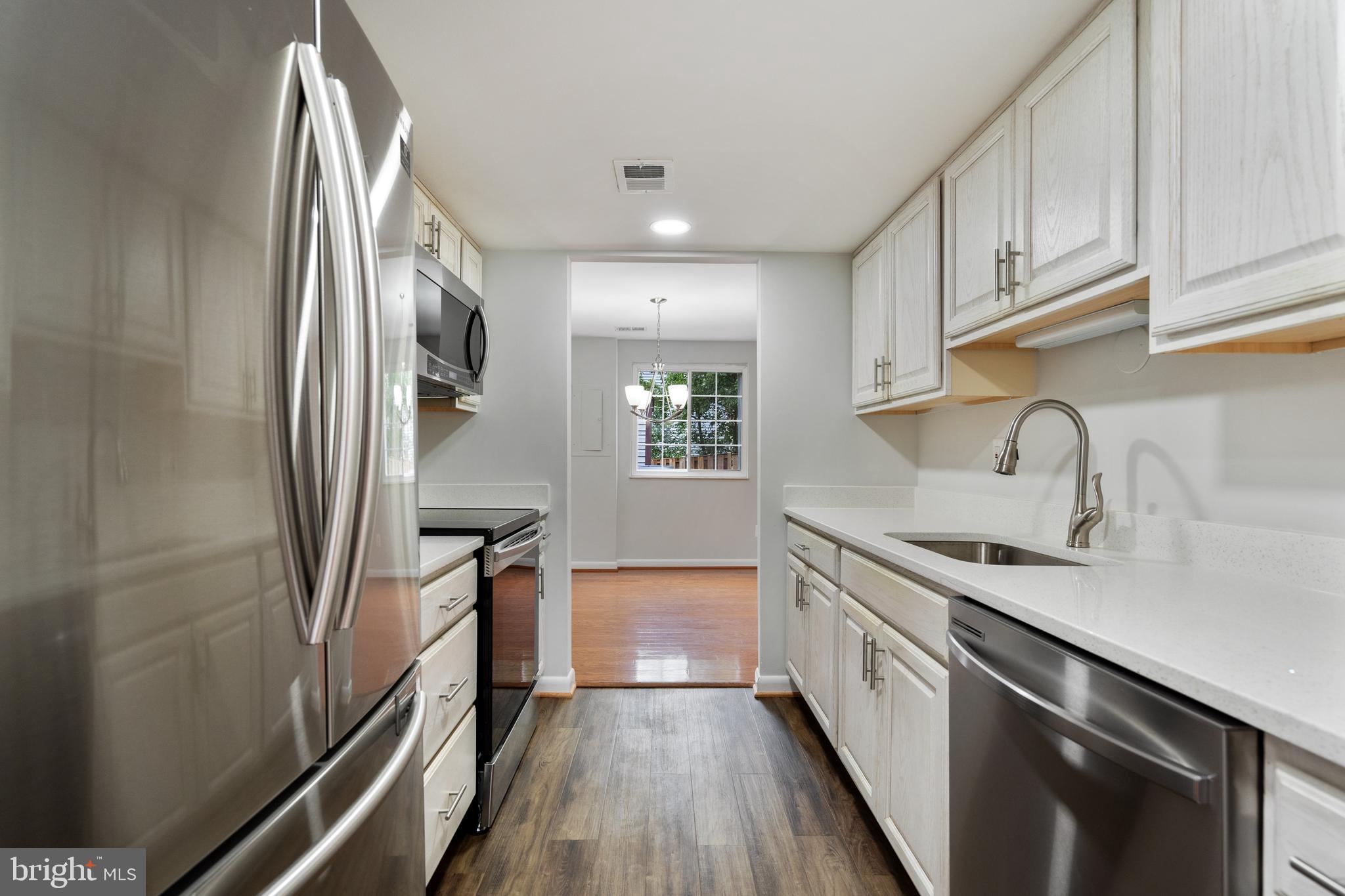 NEWINGTON FOREST - Residential