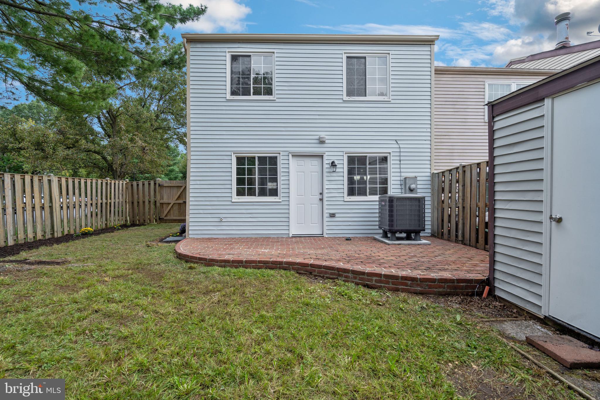 NEWINGTON FOREST - Residential