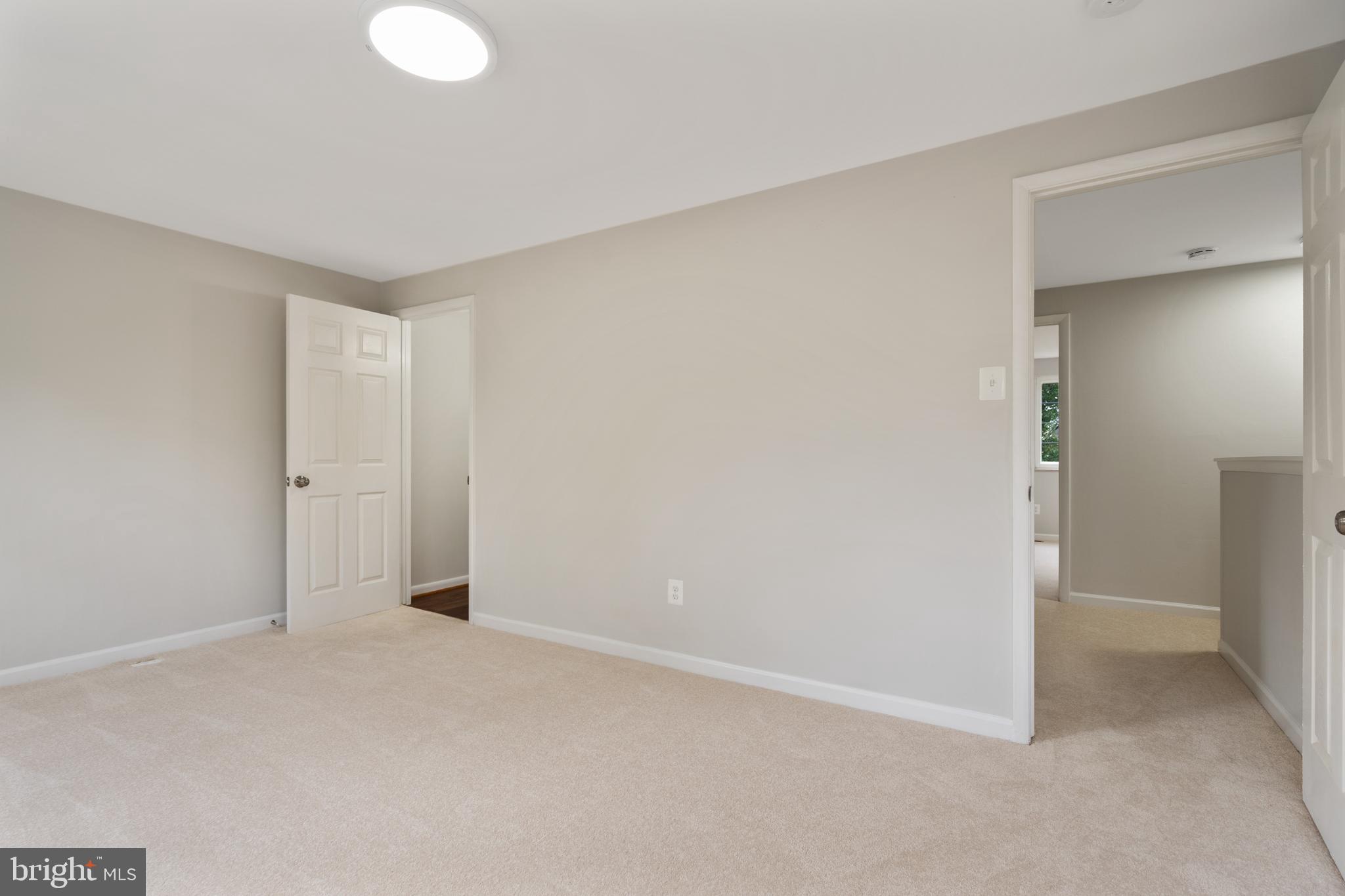 NEWINGTON FOREST - Residential