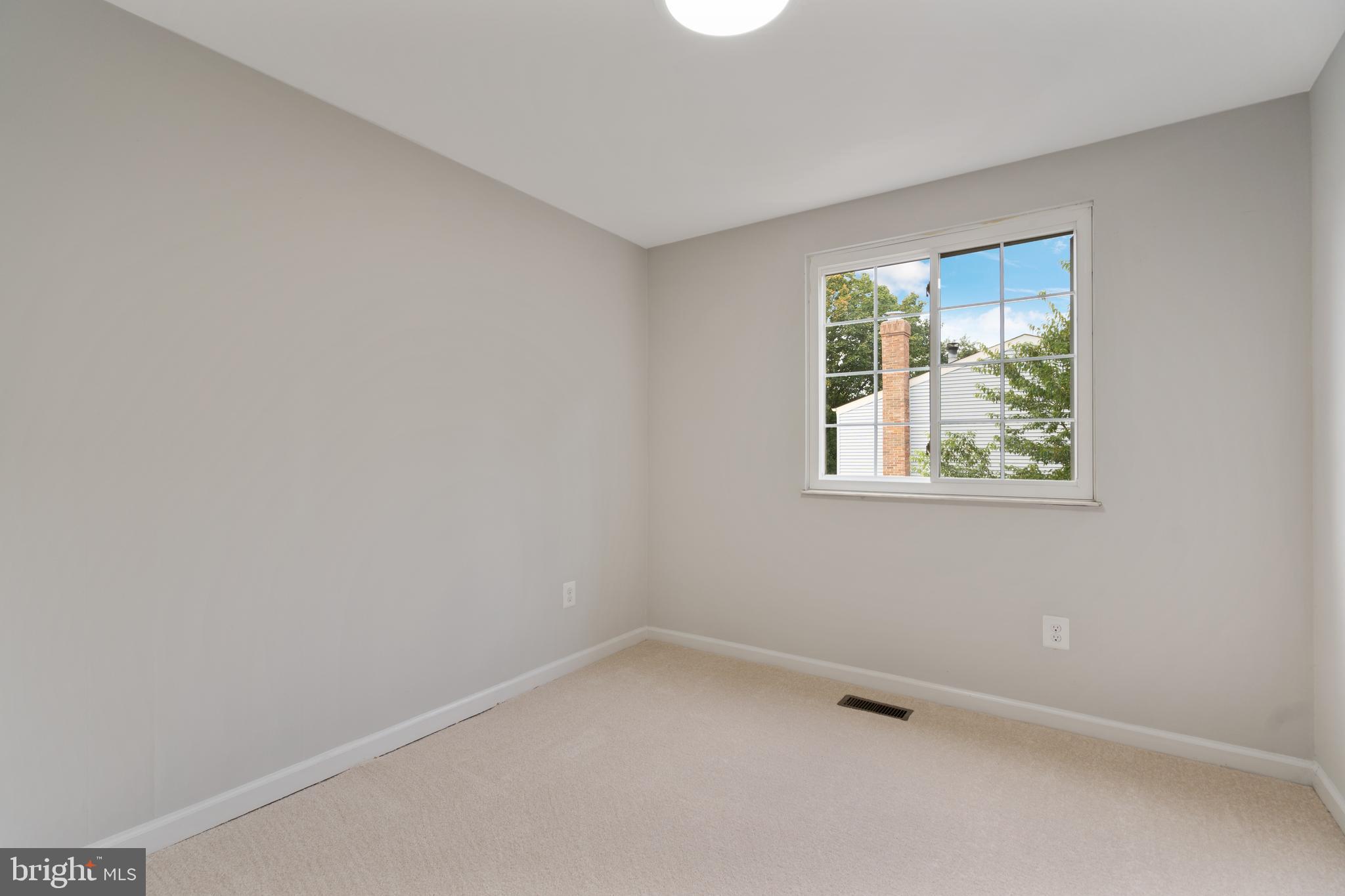 NEWINGTON FOREST - Residential