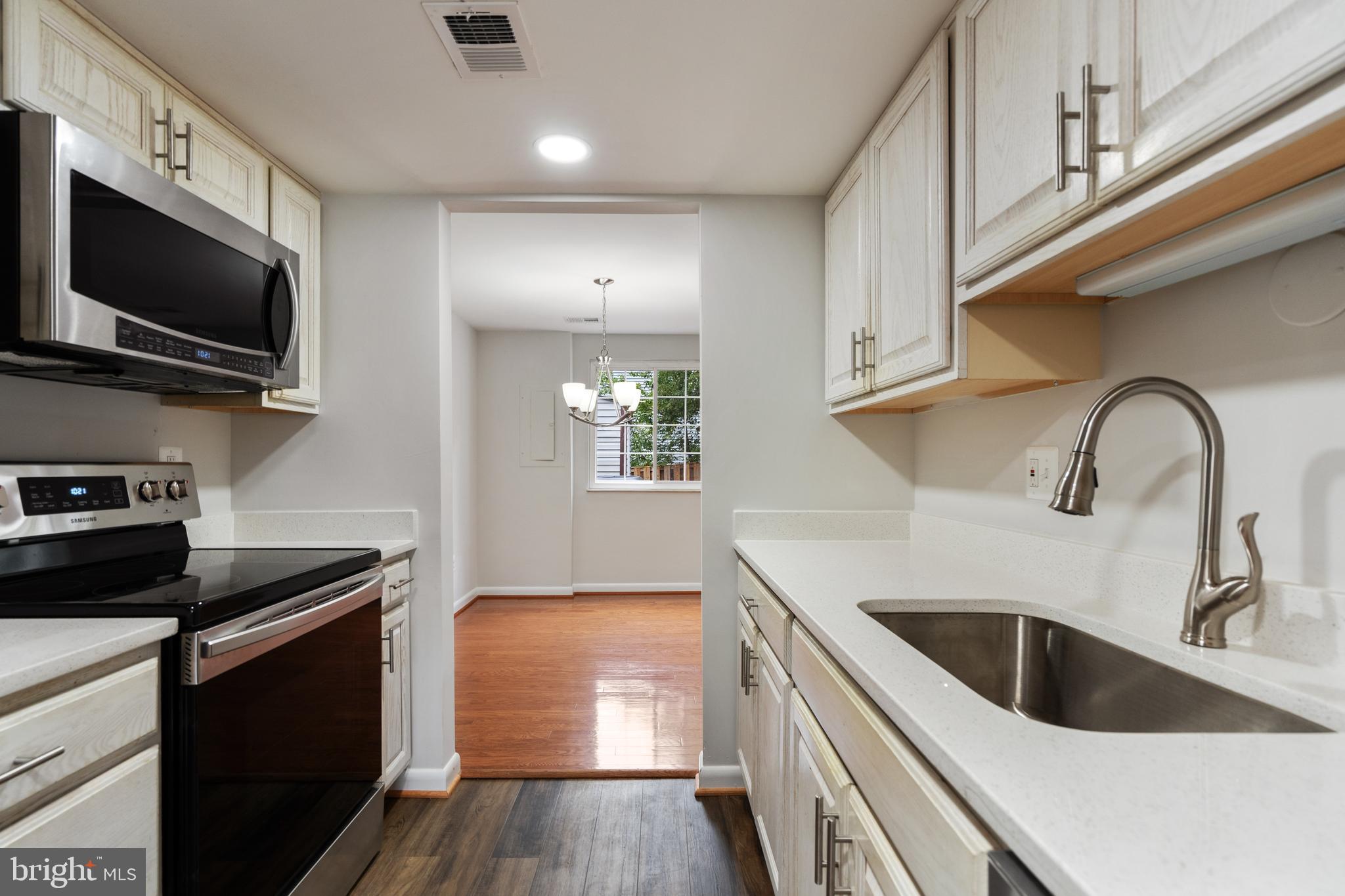 NEWINGTON FOREST - Residential