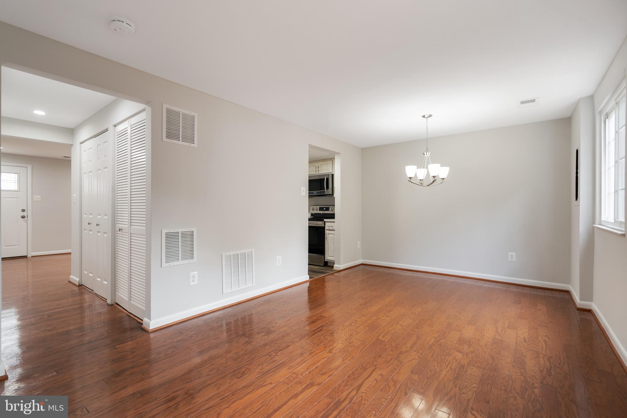 NEWINGTON FOREST - Residential