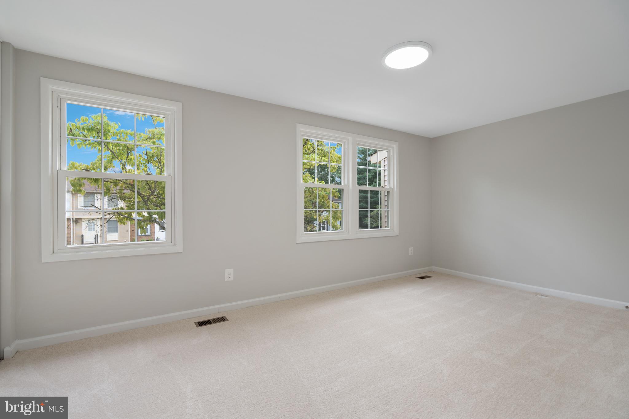 NEWINGTON FOREST - Residential