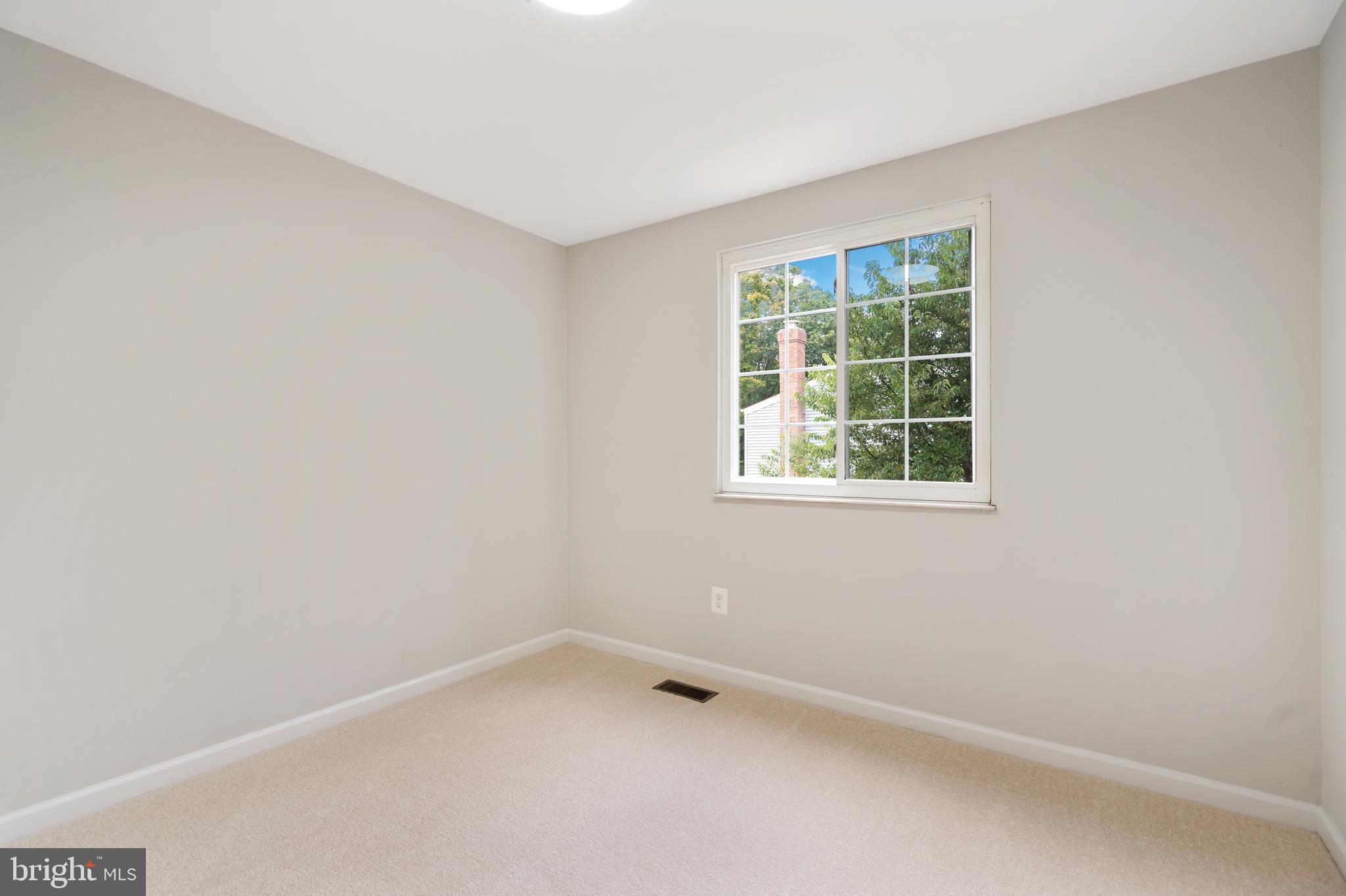 NEWINGTON FOREST - Residential