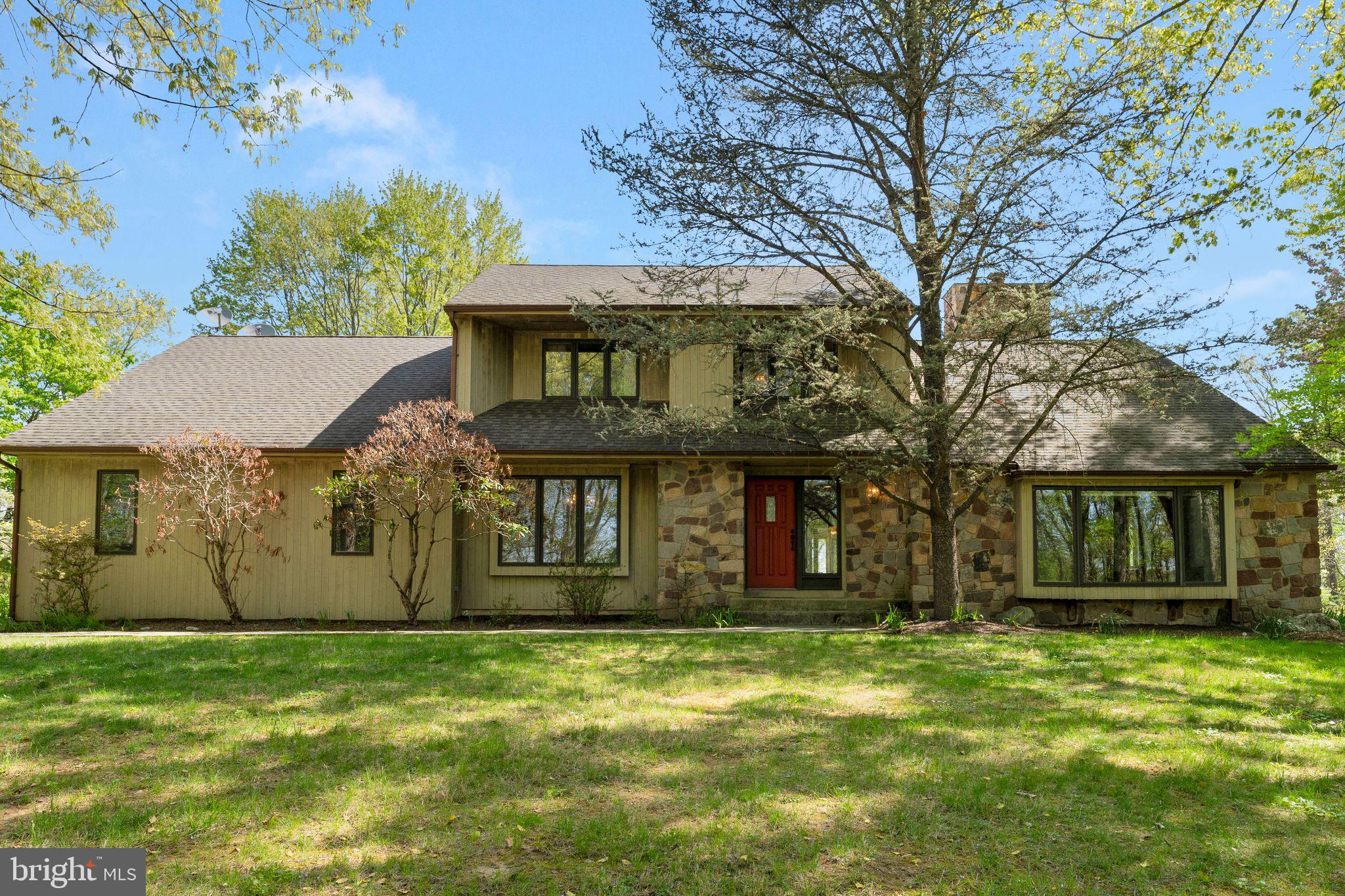 1 WARNER ROAD