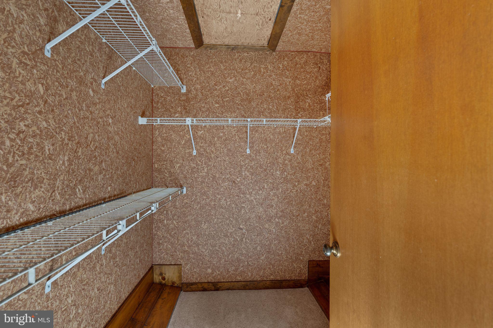 NON AVAILABLE - Residential