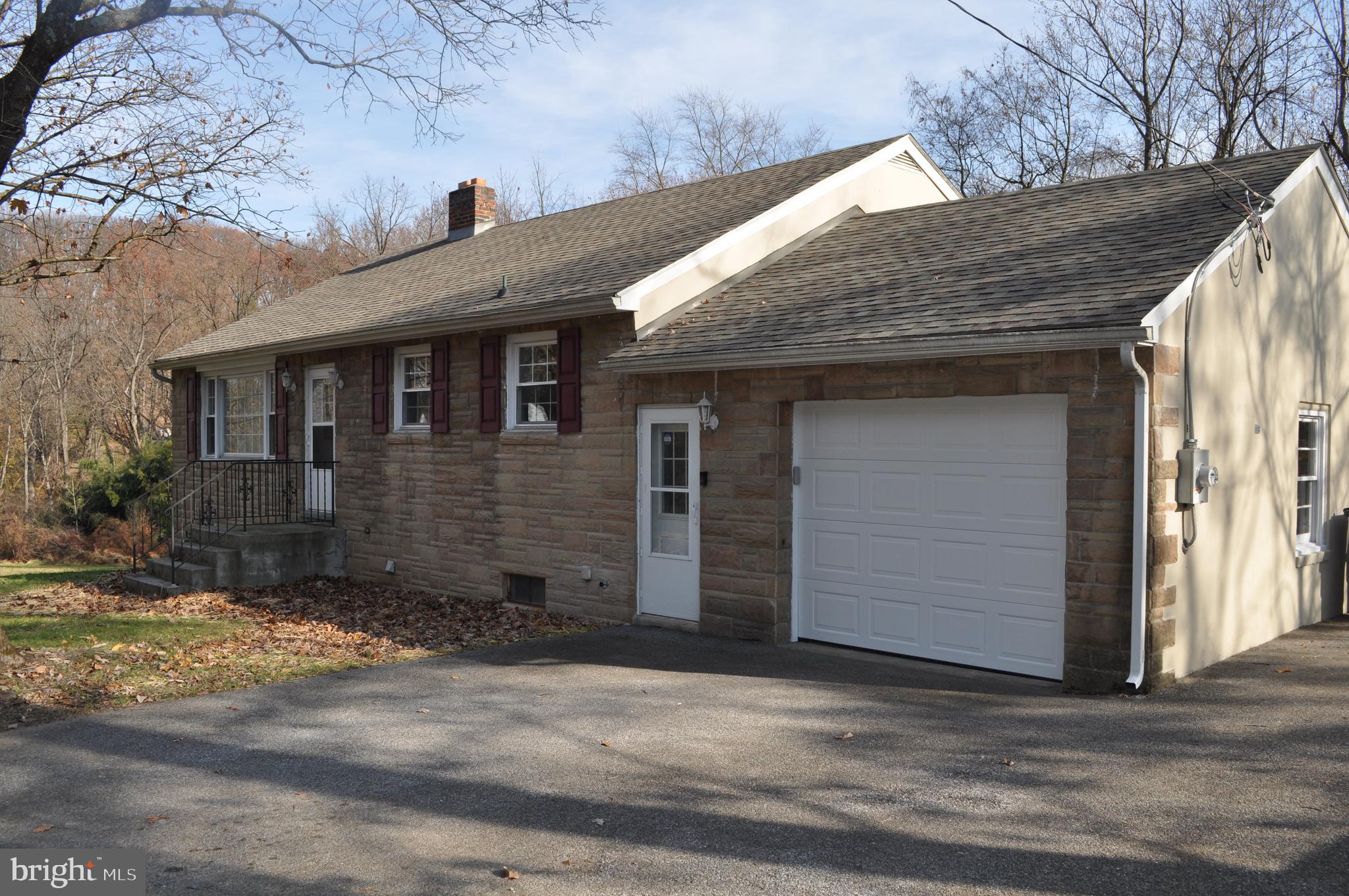 PLEASUREVILLE - Residential