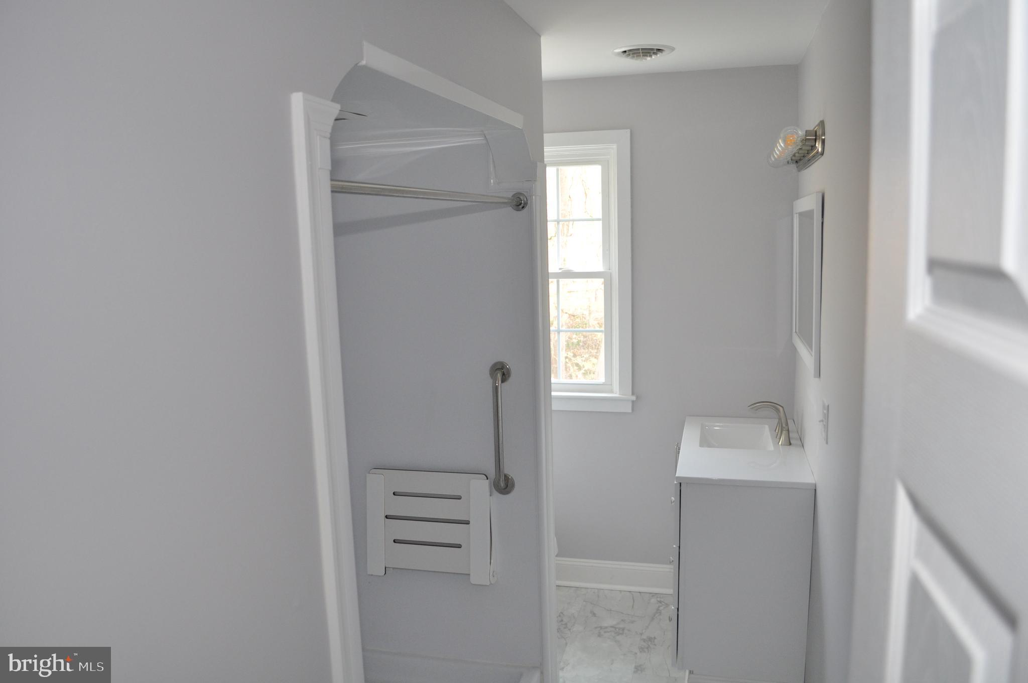 PLEASUREVILLE - Residential